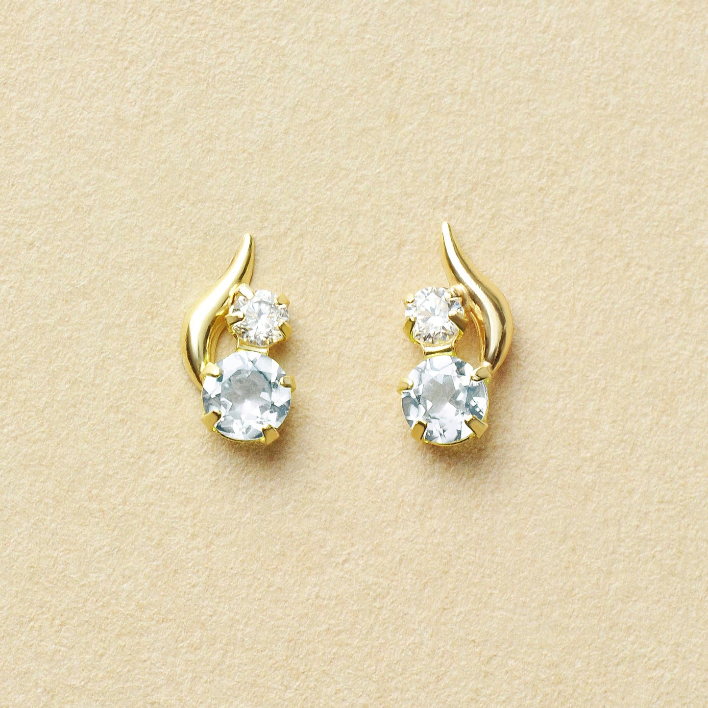 [WEB Exclusive] 10K Aquamarine Simple Earrings (Yellow Gold) - Product Image