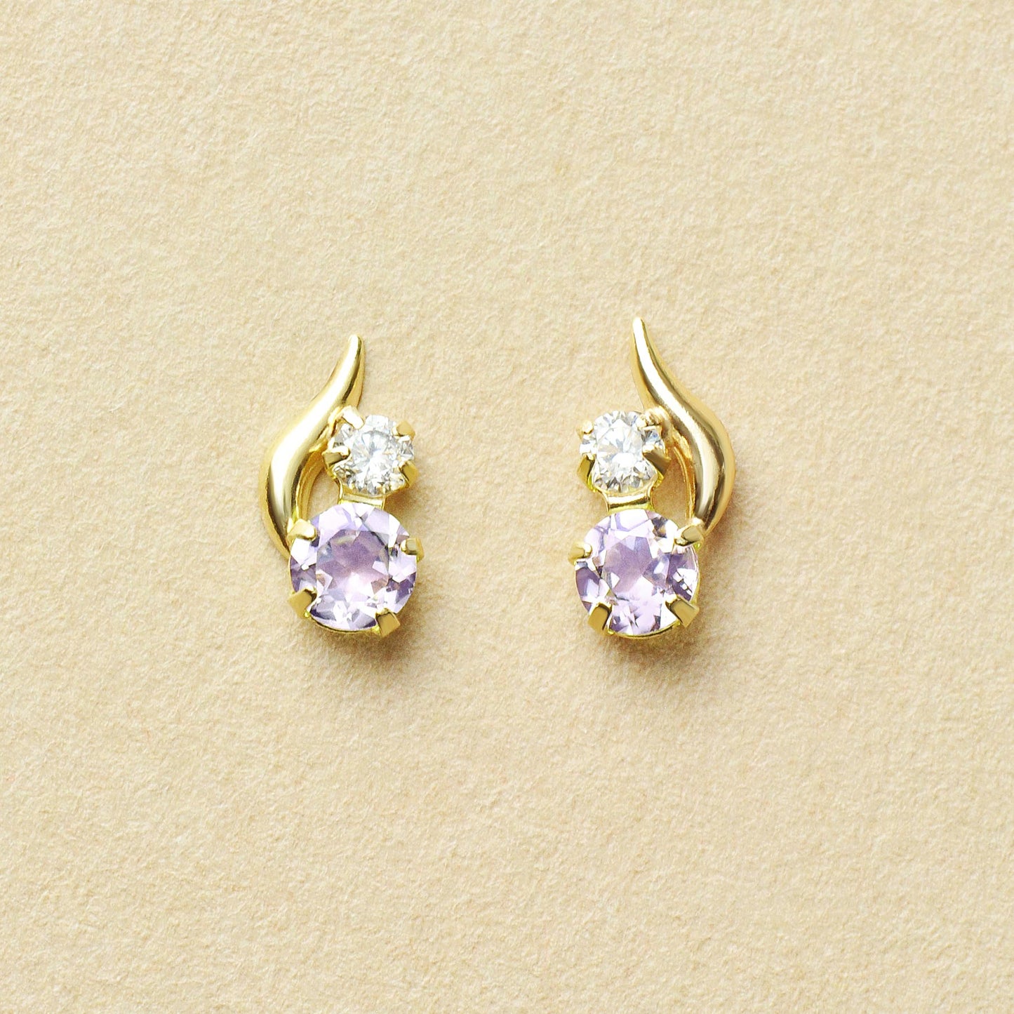 [WEB Exclusive] 10K Light Amethyst Simple Earrings (Yellow Gold) - Product Image
