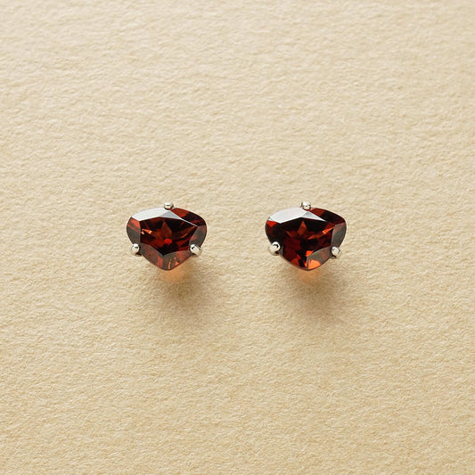 [Second Earrings] Platinum Garnet Trilliant Cut Earrings - Product Image