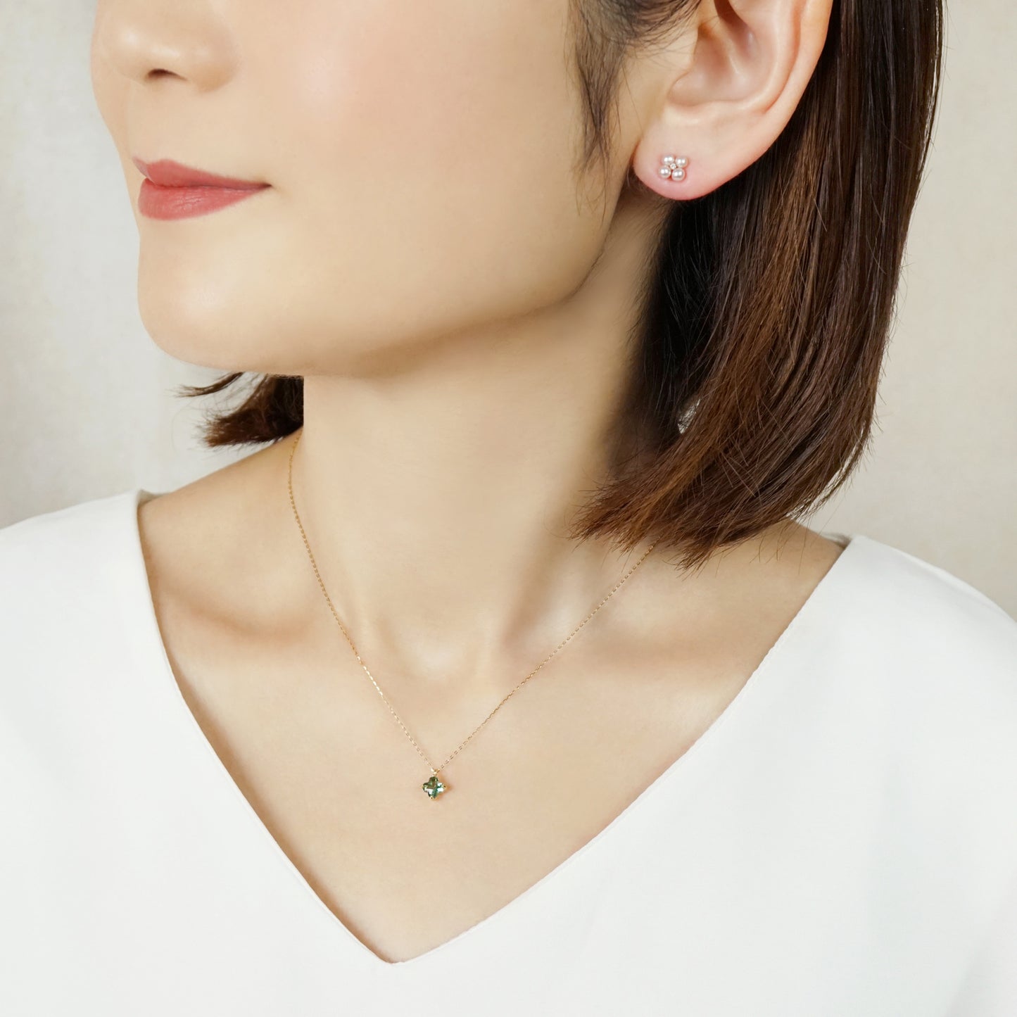 10K Green Quartz Lily Necklace (Yellow Gold) - Model Image