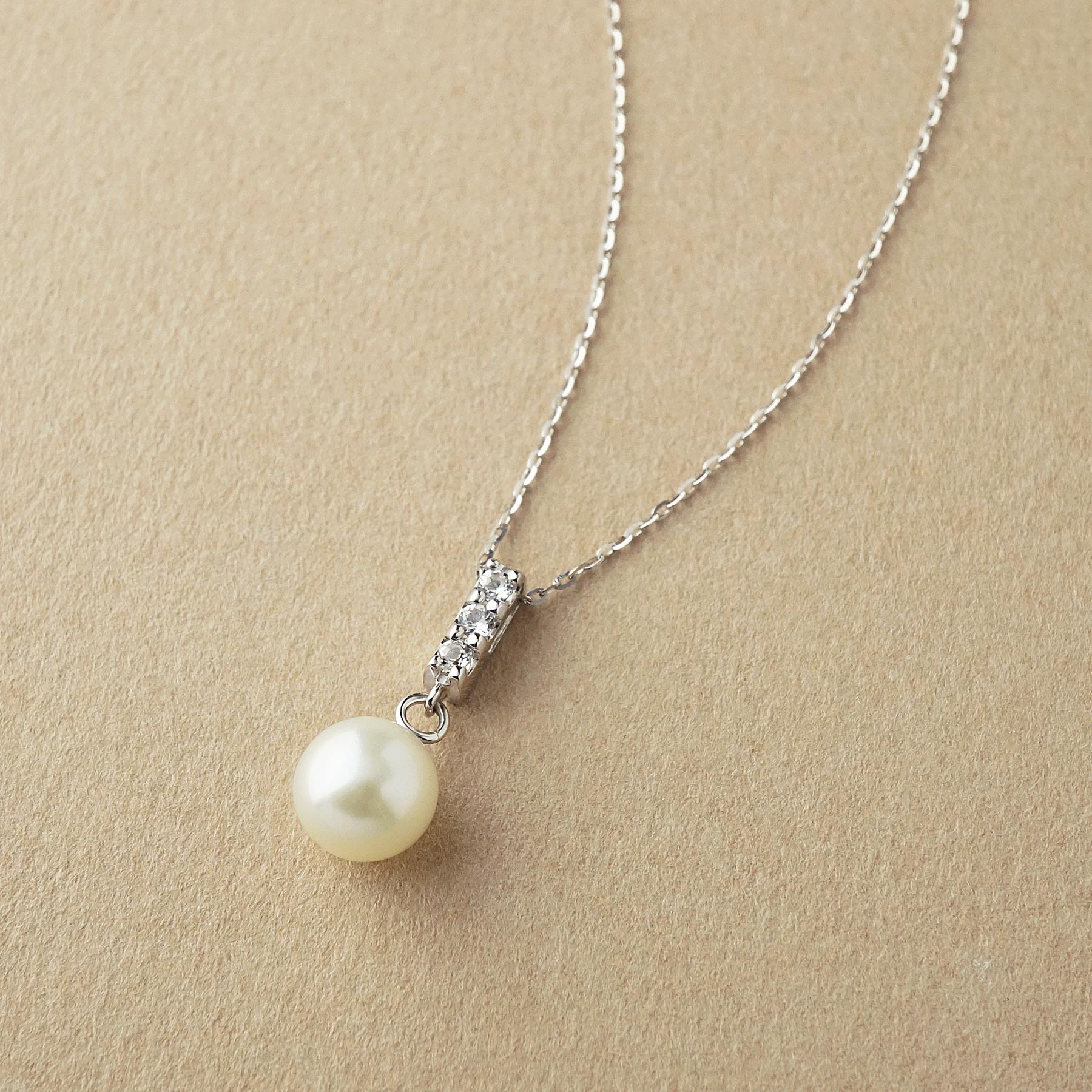 TAKE-UP（テイクアップ）ペンギンネックレス ホワイトゴールド Necklaces – TAKE-UP Jewelry
