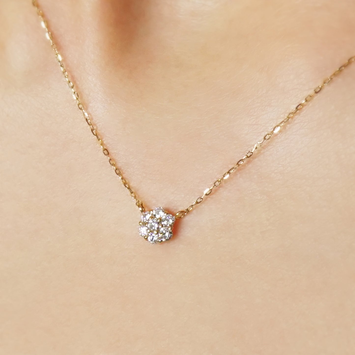 18K Diamond Flower Pave Necklace L (Yellow Gold) - Model Image