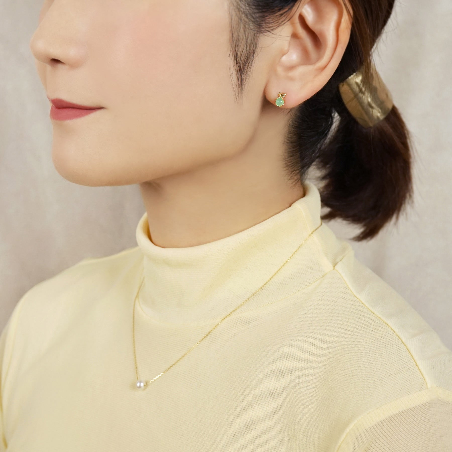 [Solo Earring] 18K/10K Frog Single Earring (Yellow Gold) - Model Image