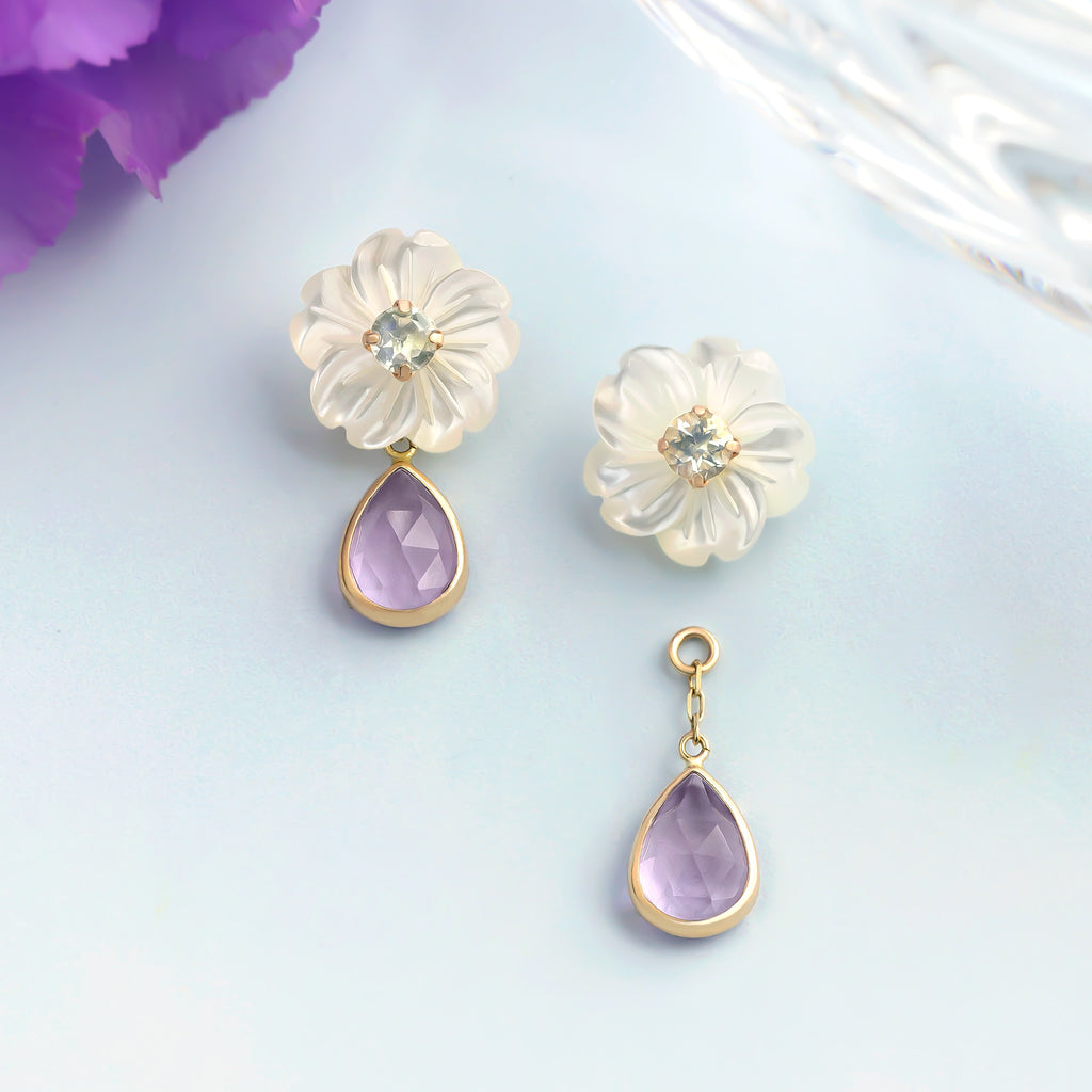 18K/10K White Shell Earrings [Blossom] (Yellow Gold) - Product Image