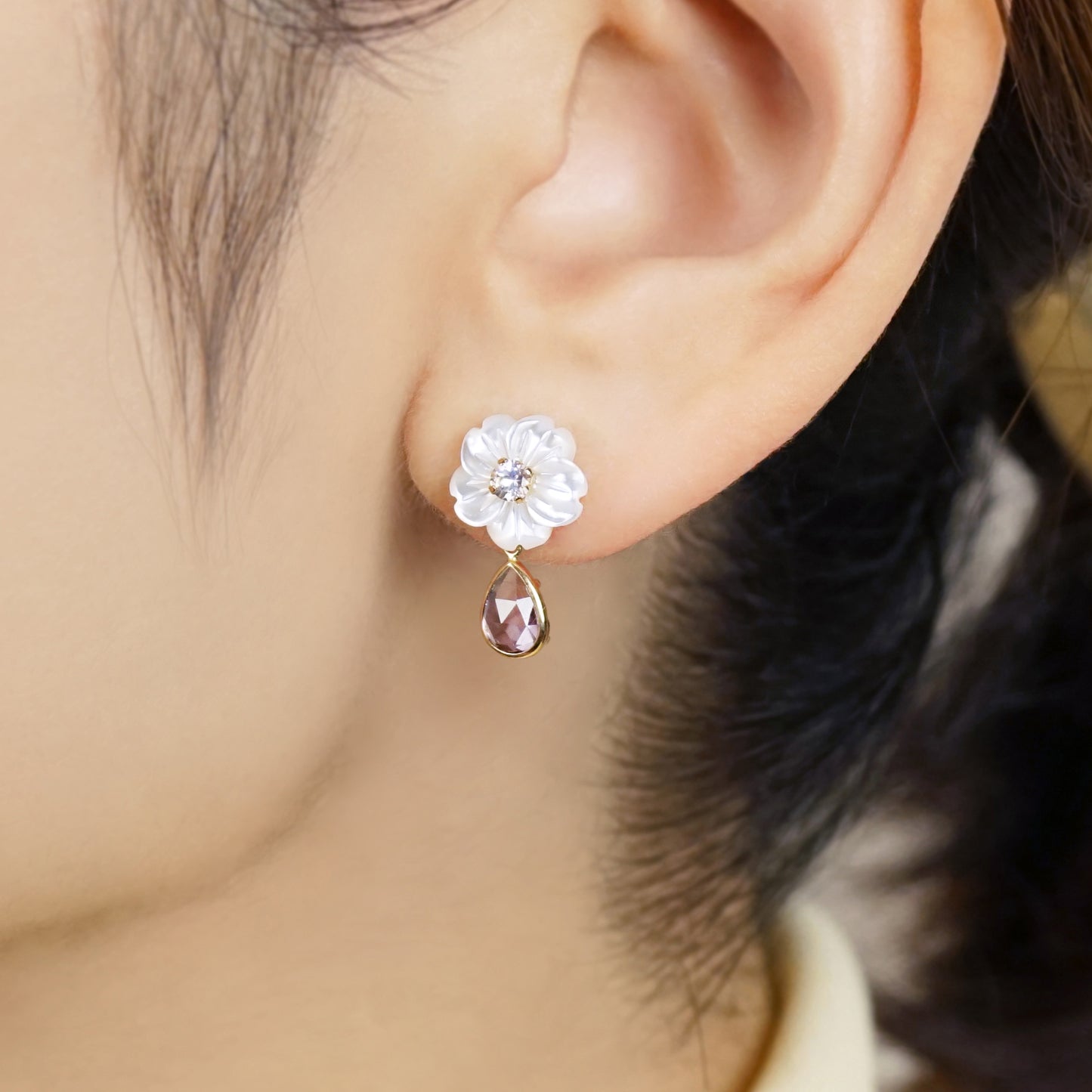 18K/10K White Shell Earrings [Blossom] (Yellow Gold) - Model Image