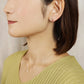 [Solo Earring] 18K/10K Mizuhiki Plum Knot Single Earring (Yellow Gold) - Model Image