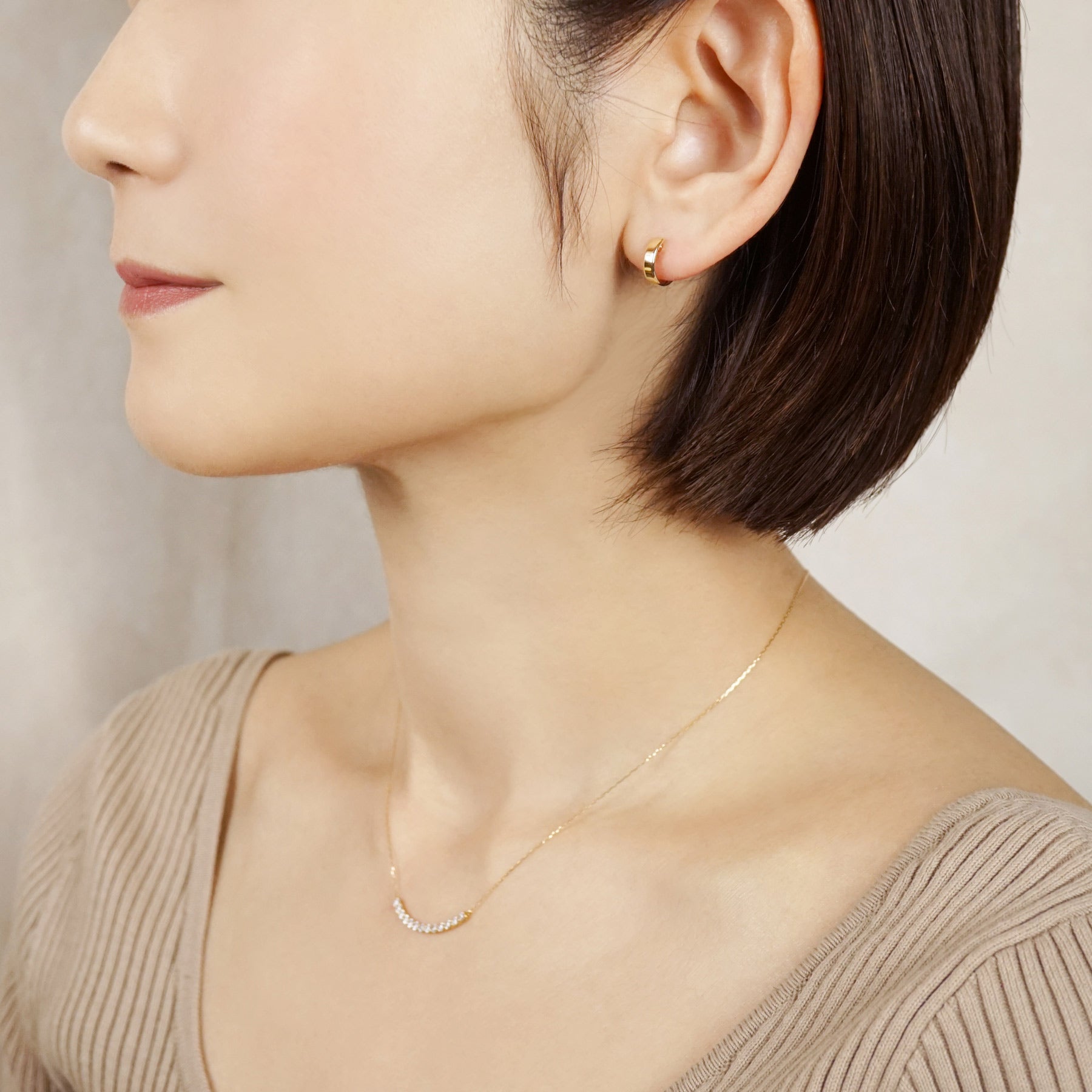 10K Basic Hoop Earrings (Yellow Gold) - Model Image