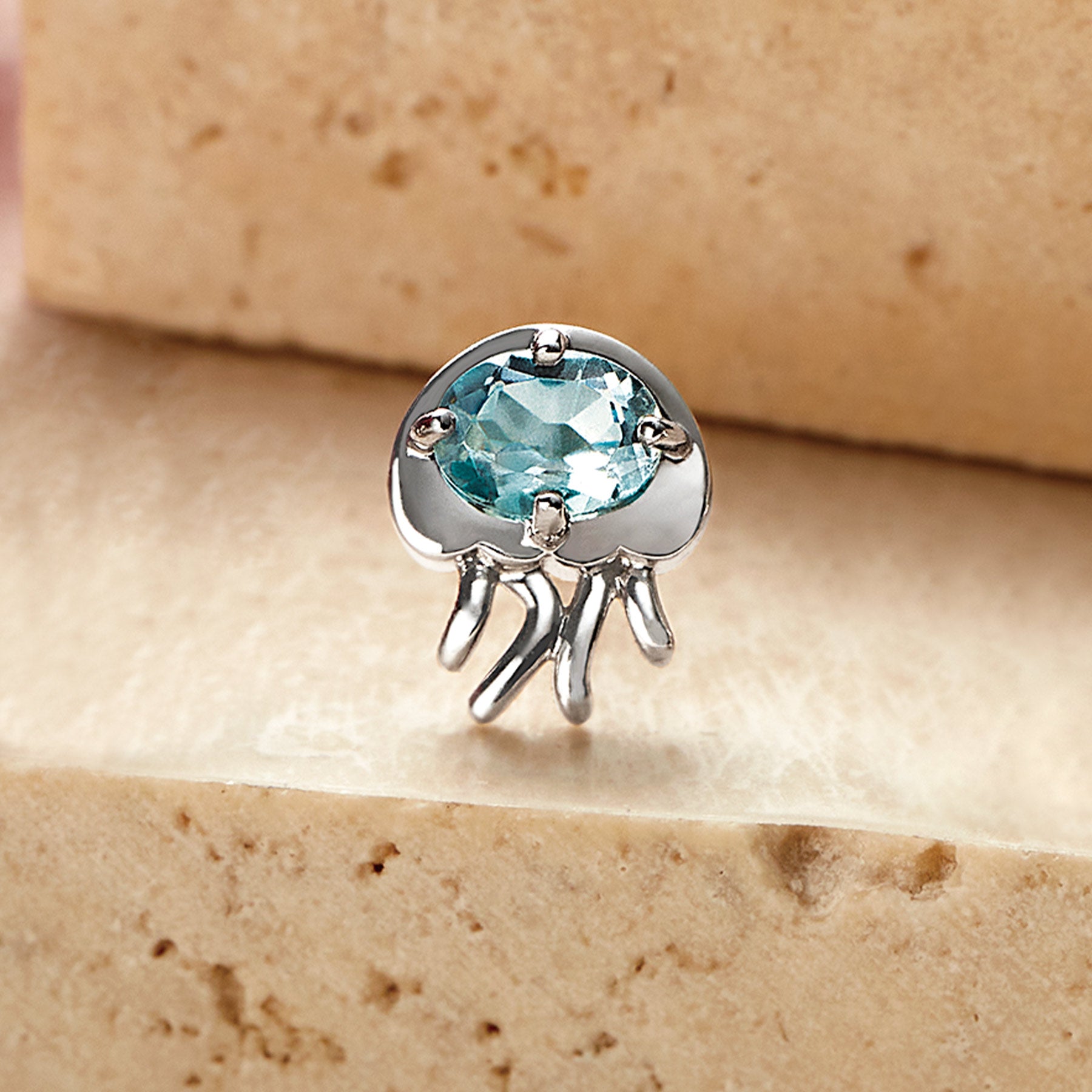 [Solo Earring] 10K Jellyfish Single Earring (White Gold) - Product Image