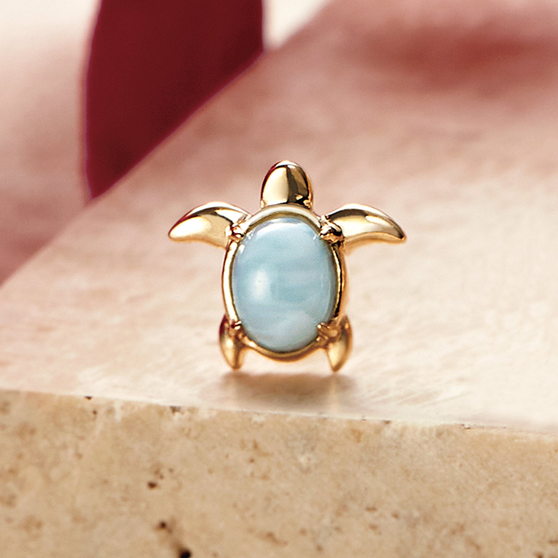 [Solo Earring] 10K Sea Turtle Single Earring (Yellow Gold) - Product Image