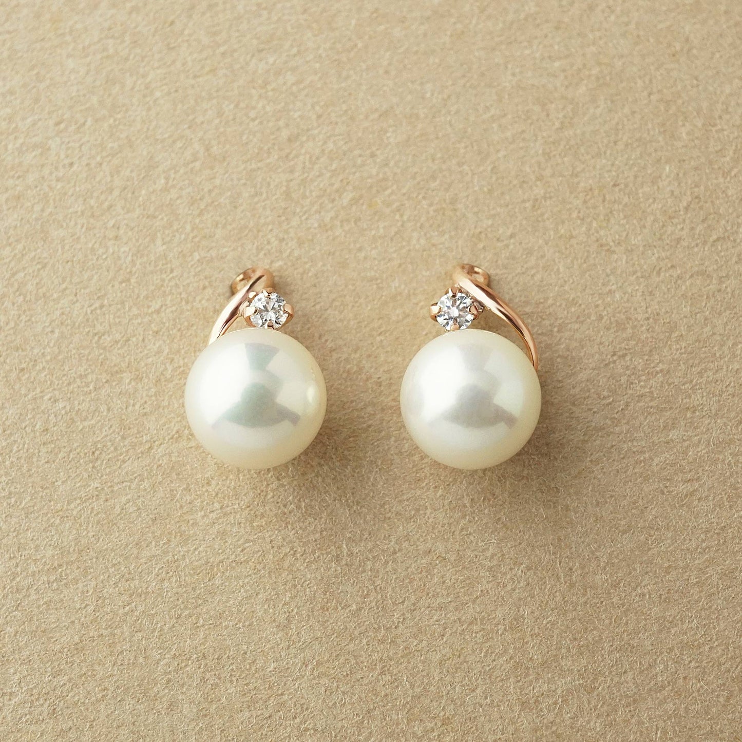 10K Shell Pearl Twisted Line Stud Earring (Rose Gold) - Product Image