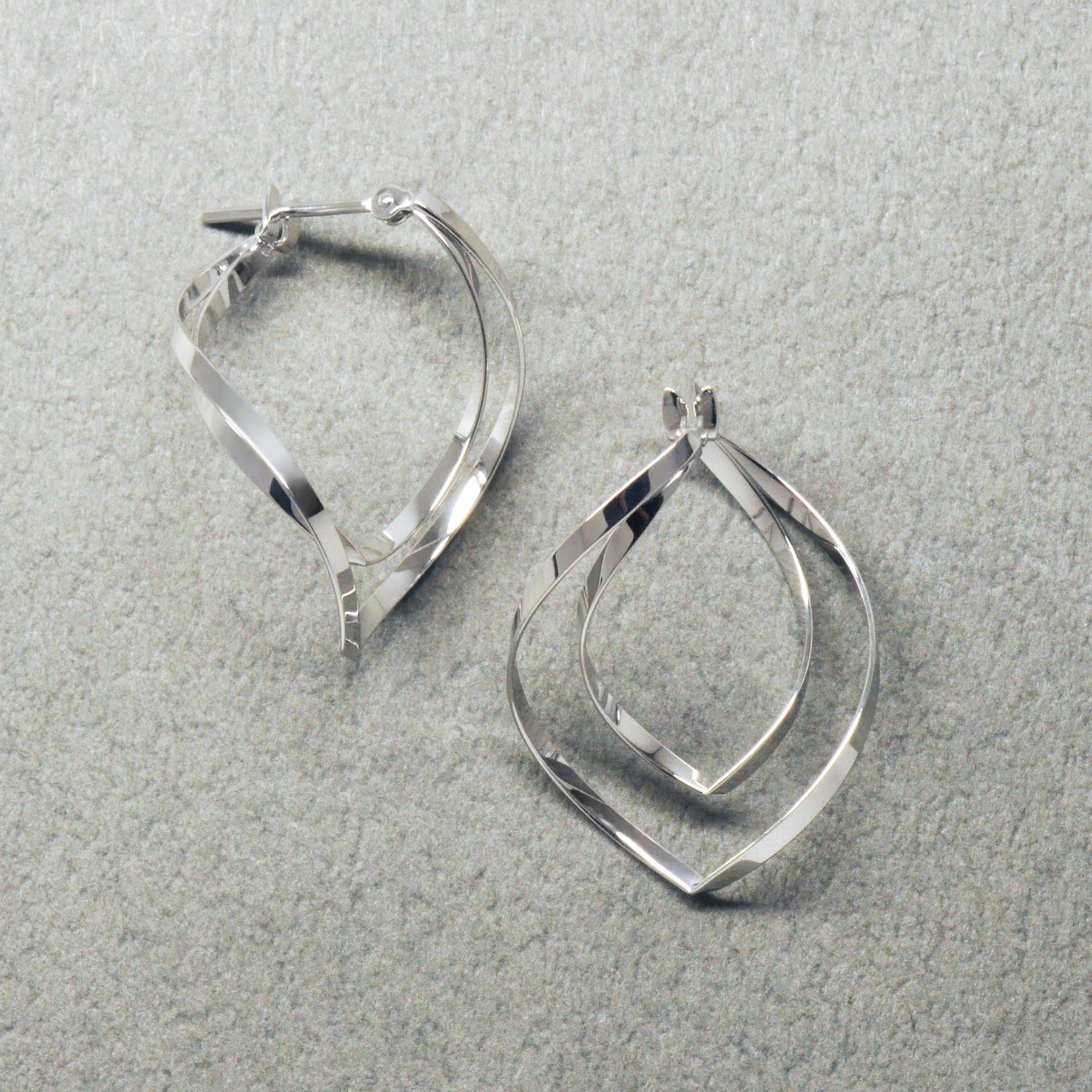 14K/10K Double Twist Hoop Earrings (White Gold) - Product Image
