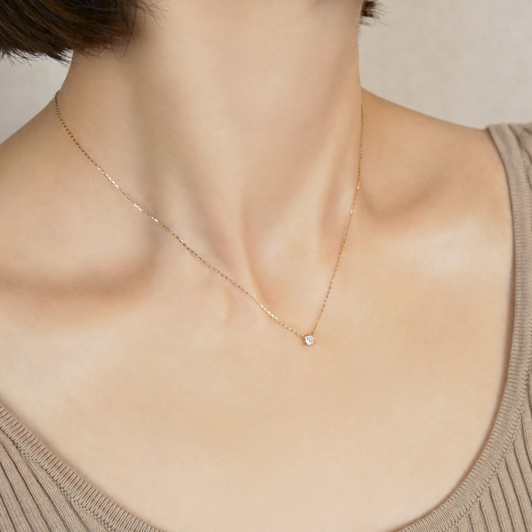[Limited Quantity] 10K Princess Cut Diamond Solitaire Necklace (Yellow Gold) - Model Image