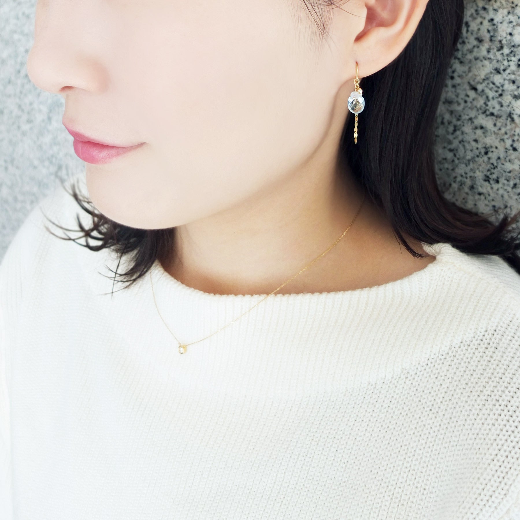 [Palette] 18K/10K Blue Topaz 2Way Charm Set Earrings [Ovalline] (Yellow Gold) - Model Image