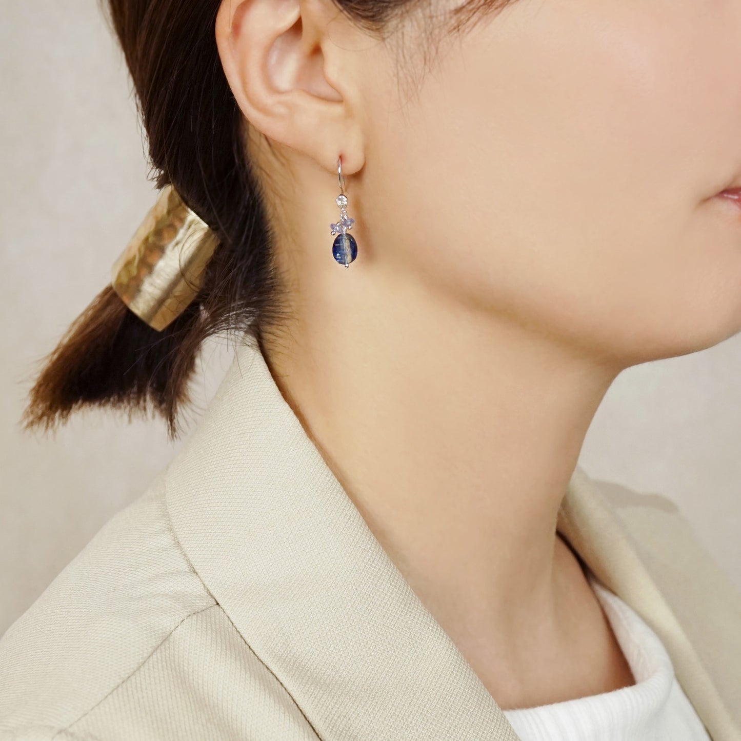 [Palette] Gold Filled Kyanite Charms - Model Image