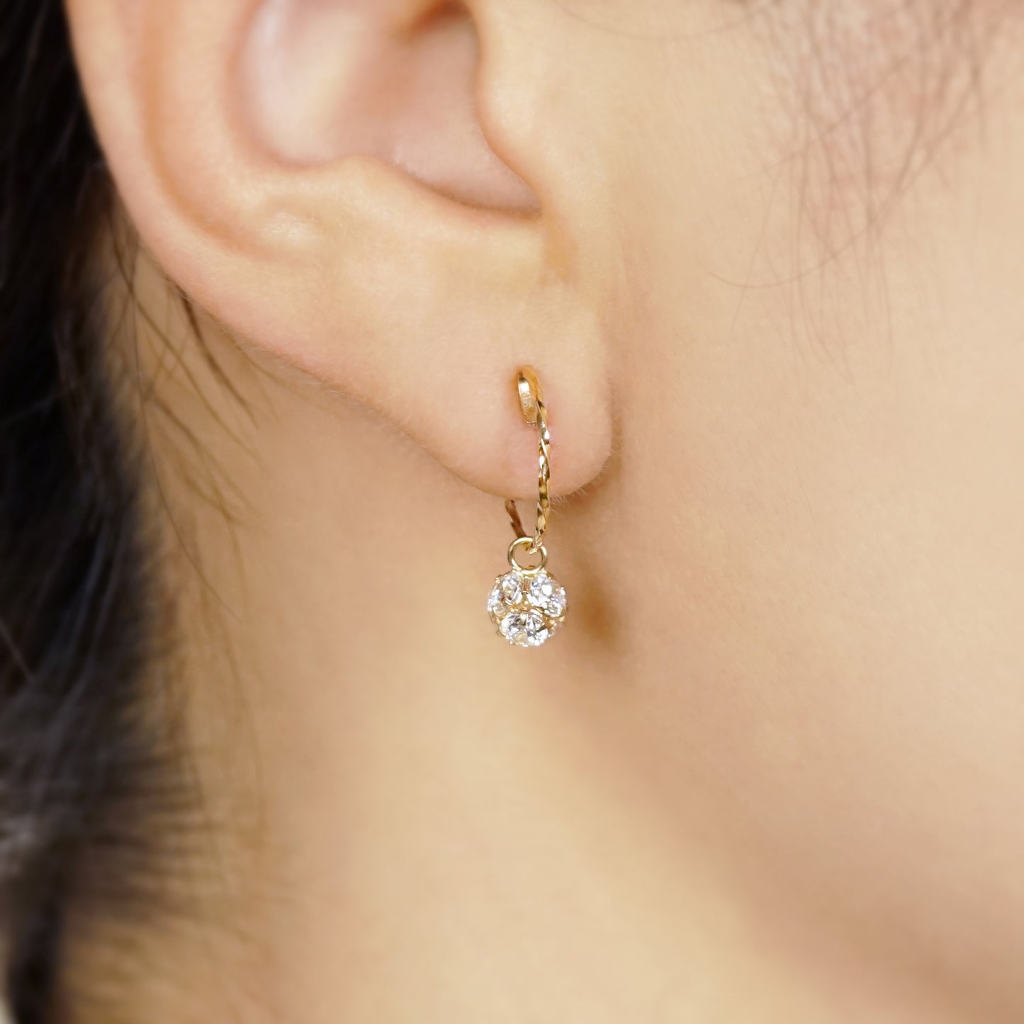 [Palette] 10K Cubic Zirconia Charms (Yellow Gold) - Model Image