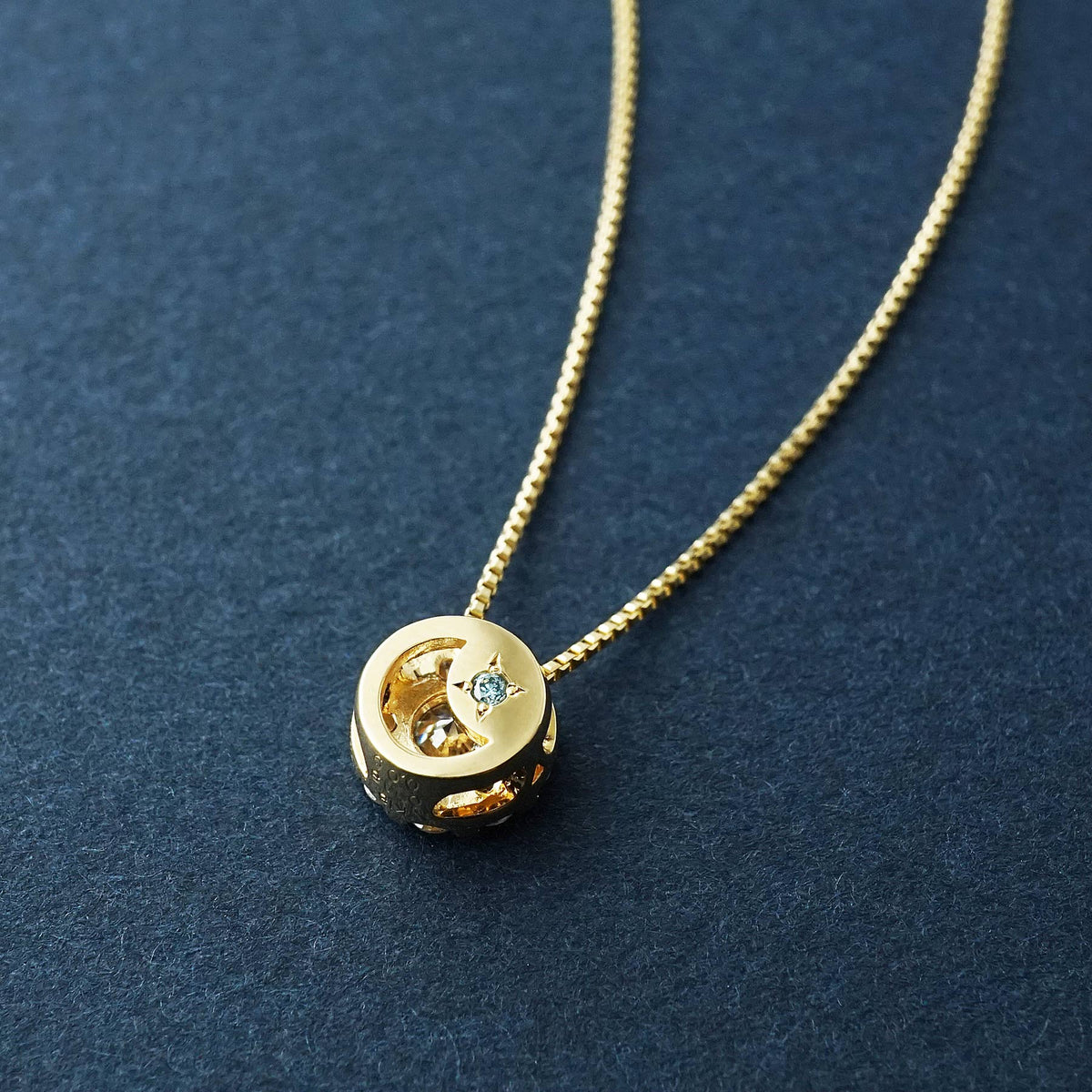 18K Diamond Necklace [EX Full Moon] (Yellow Gold) - Product Image