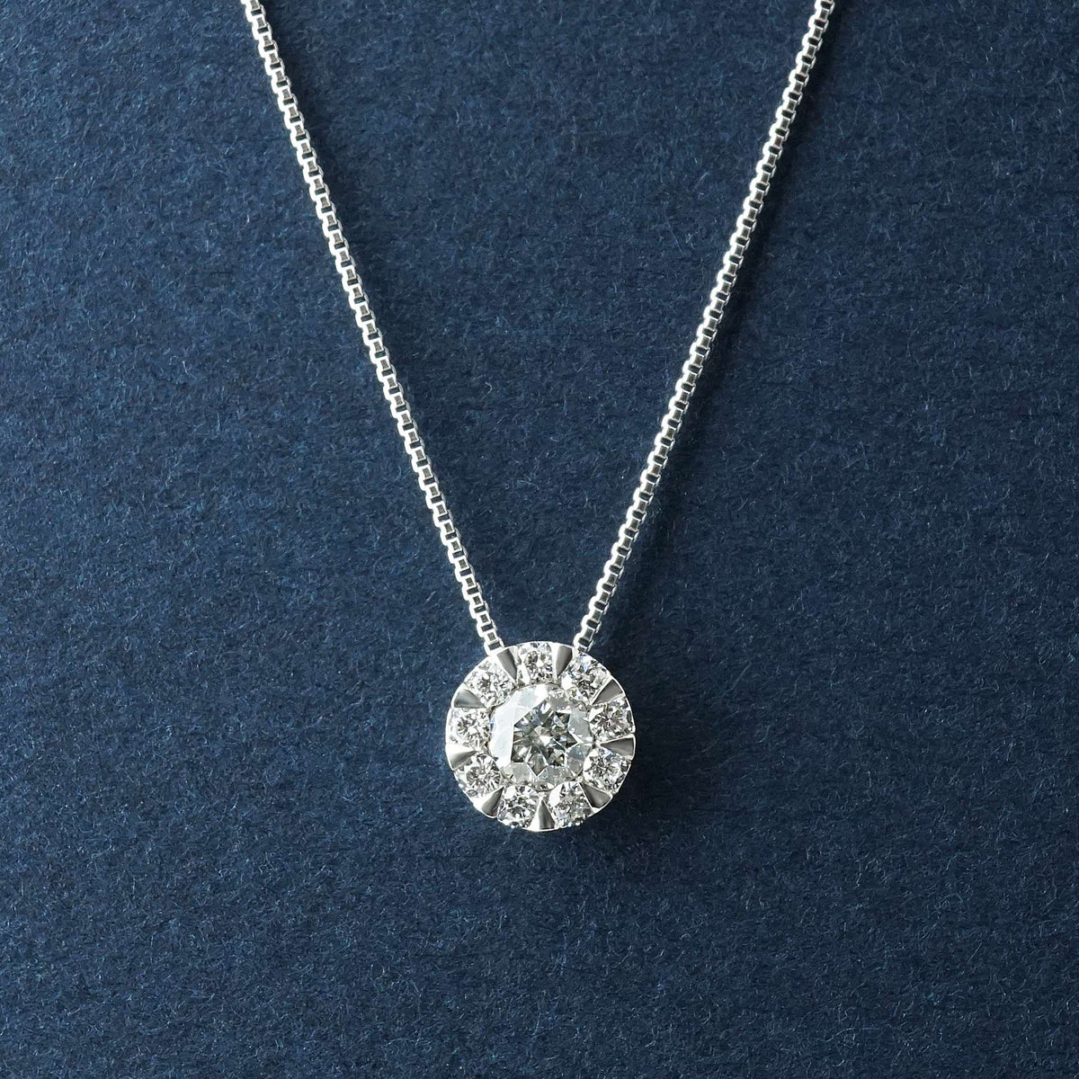 Platinum Diamond Necklace [EX Full Moon] - Product Image
