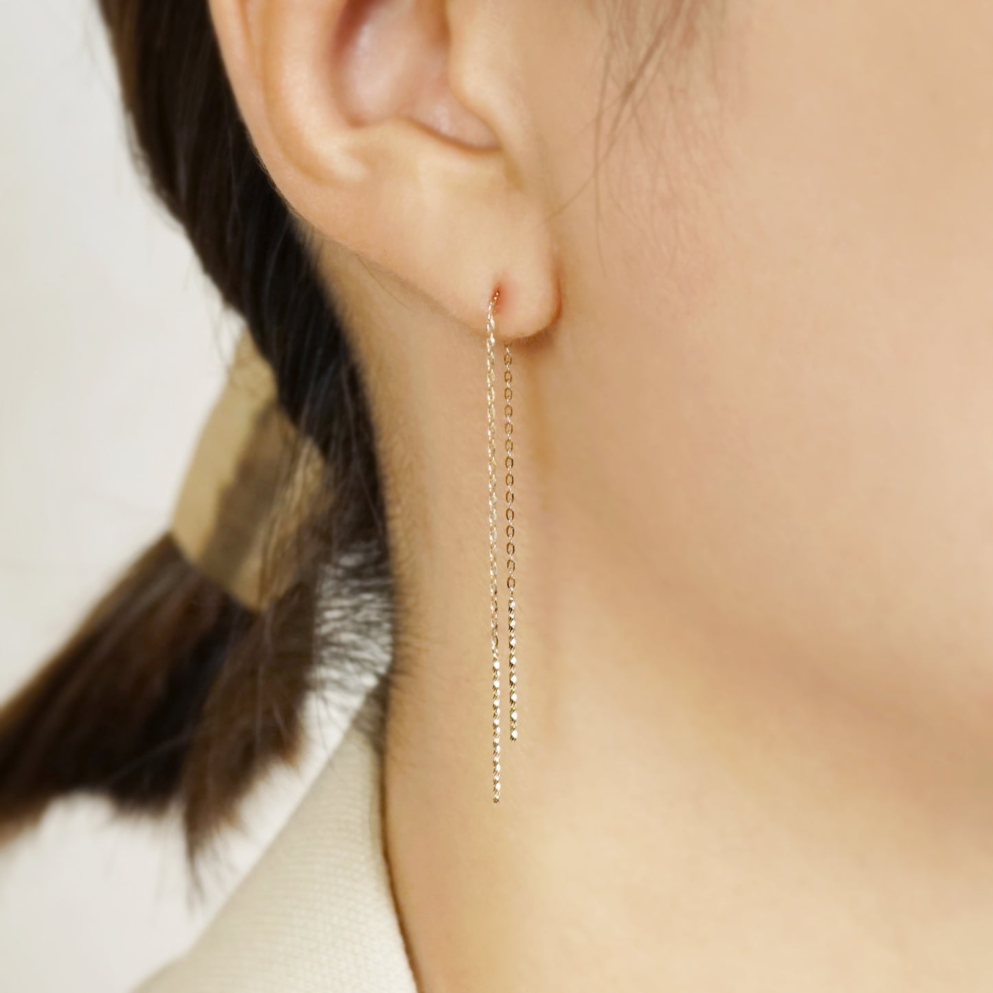 10K Diamond-Cut Bar Threader Earrings (Yellow Gold) - Model Image