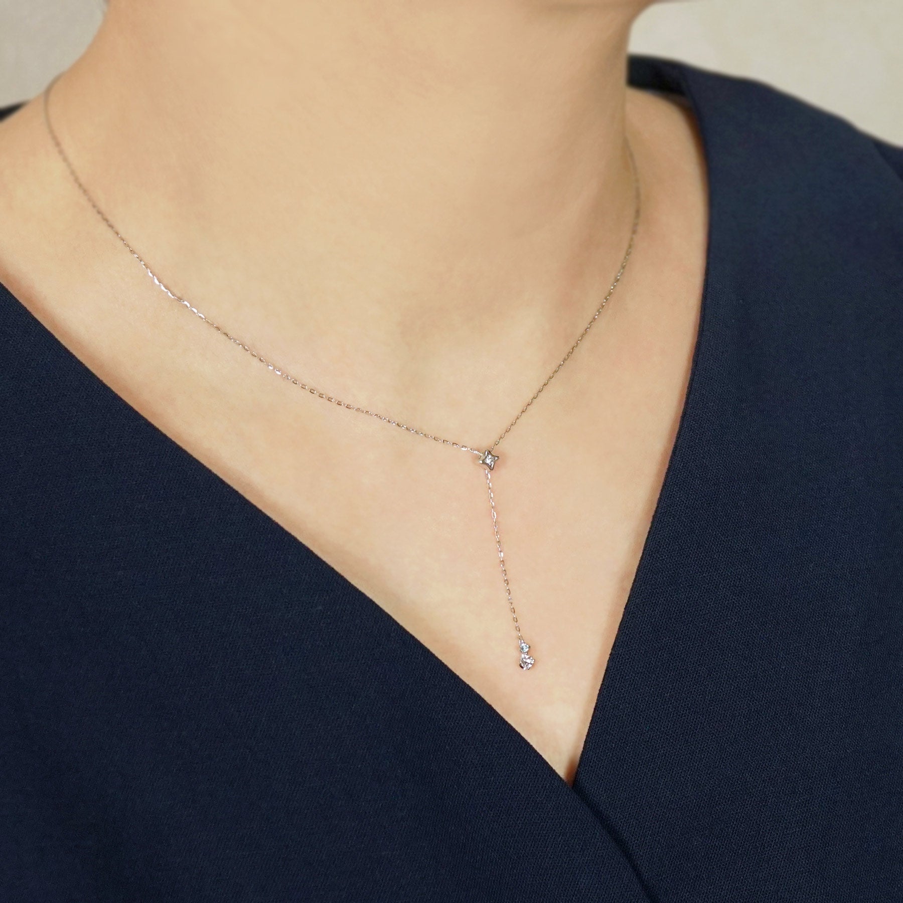 Platinum Diamond 2Way Adjustable Necklace - Model Image