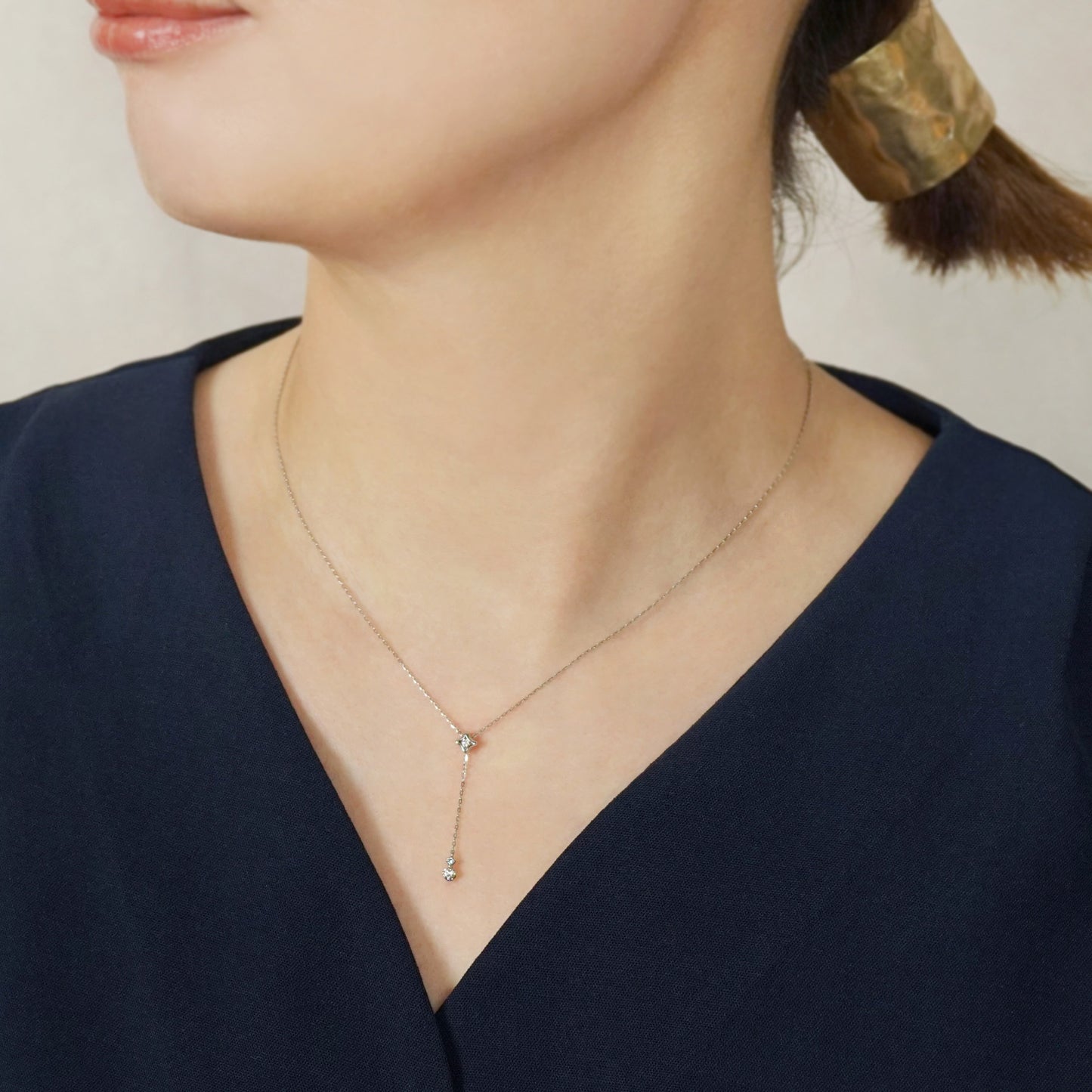 Platinum Diamond 2Way Adjustable Necklace - Model Image