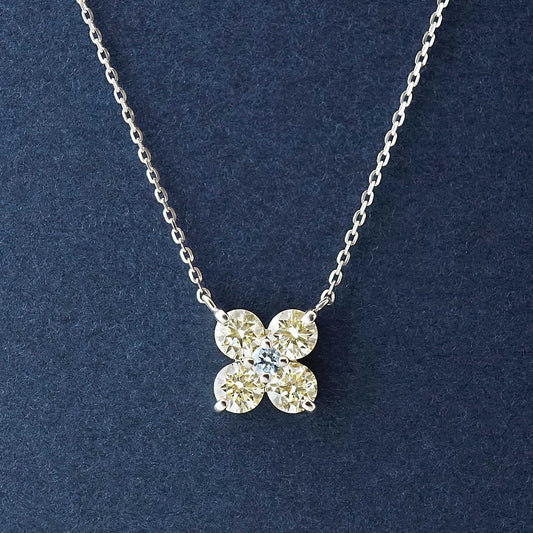 [Limited Quantity] Platinum Diamond Flower Necklace - Product Image