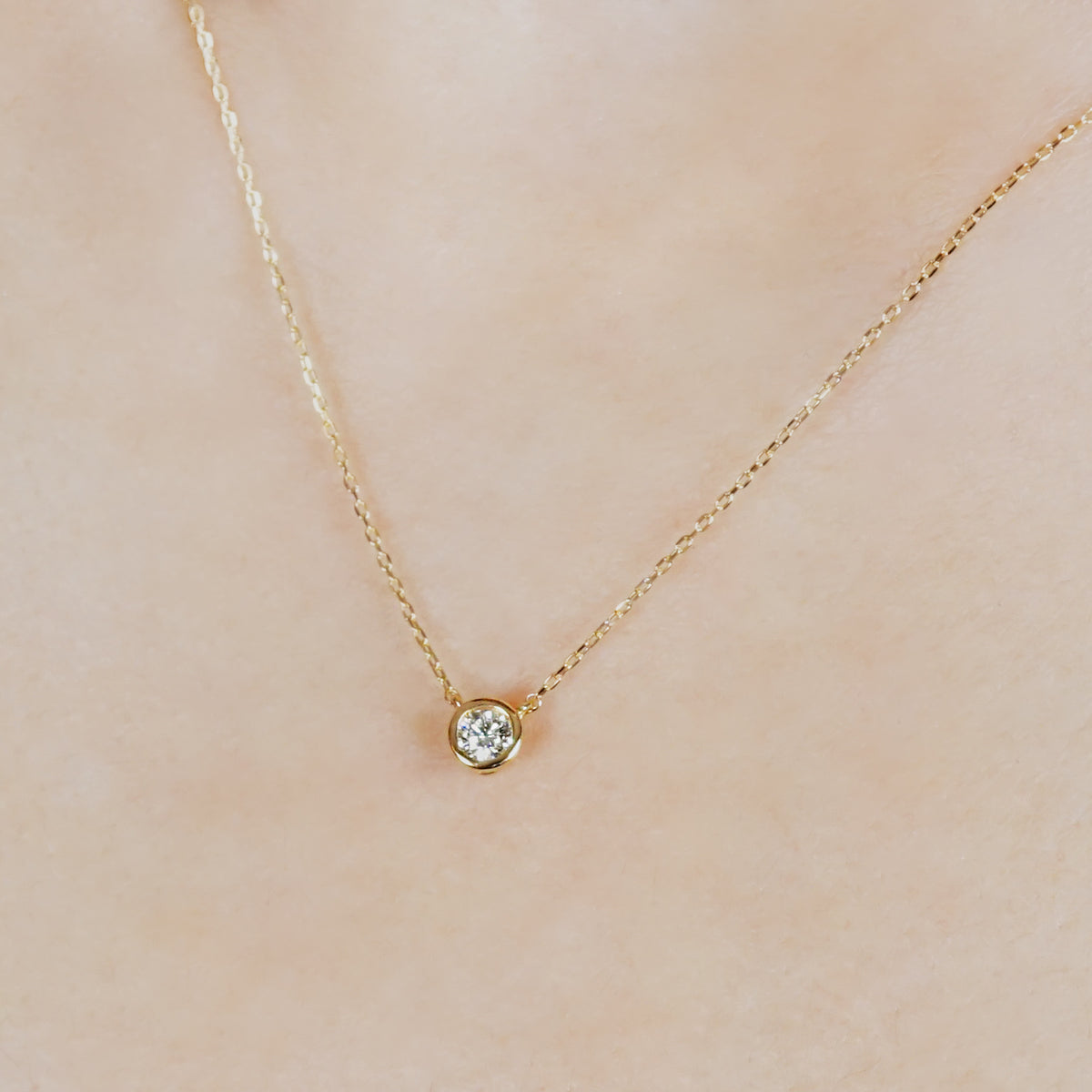 18K Diamond Limited Edition Solitaire Necklace (Yellow Gold) - Model Image