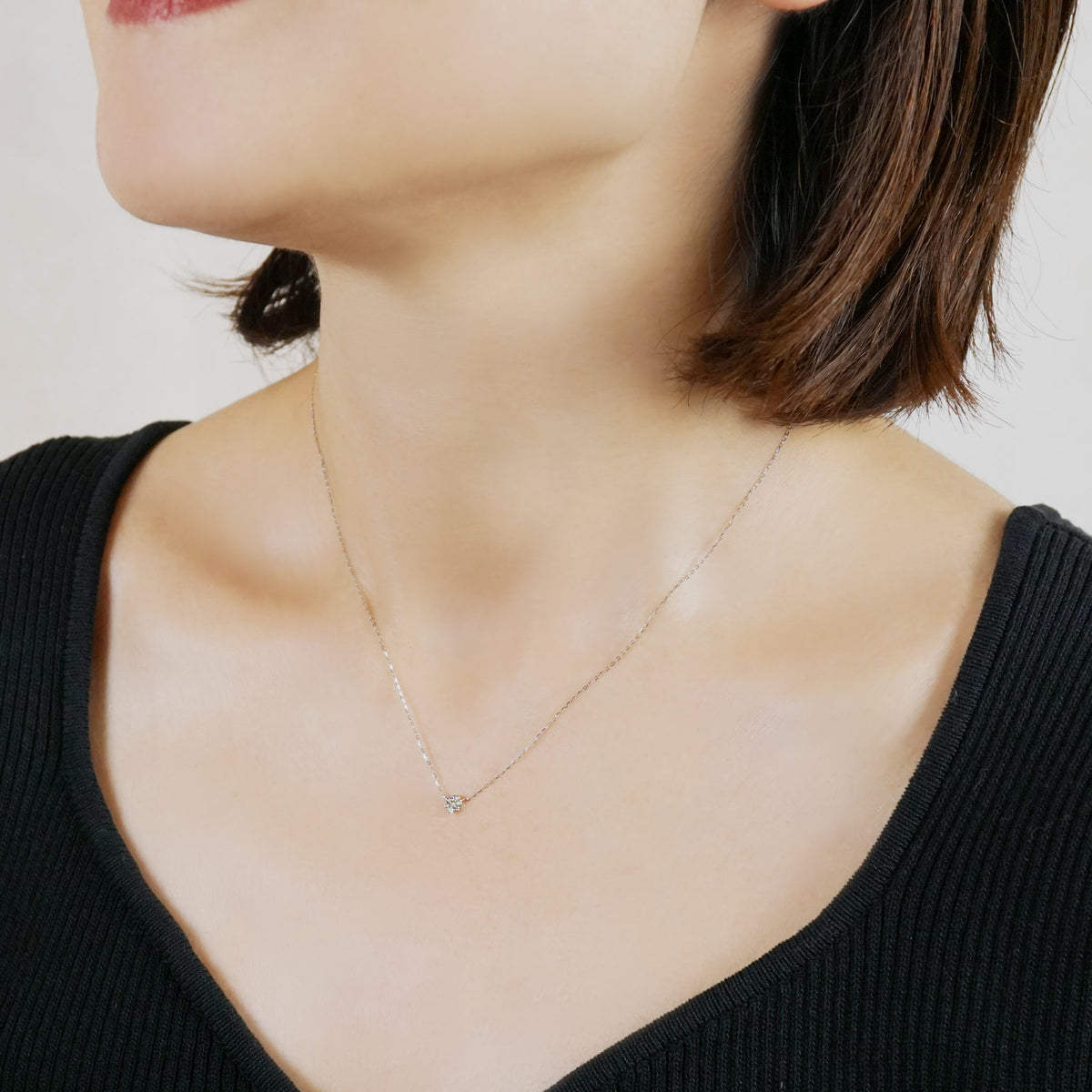 10K Diamond Flower Pave Necklace S (White Gold) - Model Image