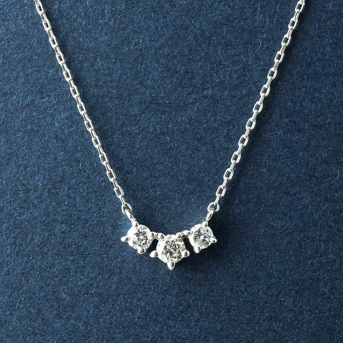 Platinum Trilogia Diamond Necklace L - Product Image