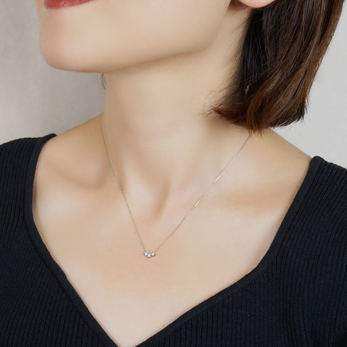 Platinum Trilogia Diamond Necklace L - Model Image