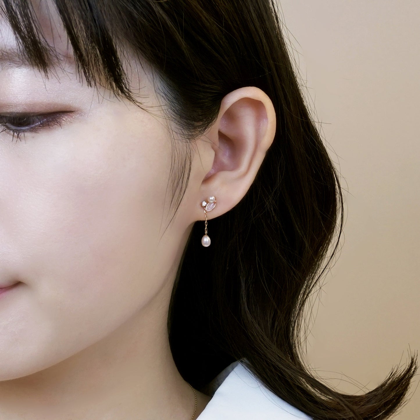 18K/10K Rose Gold Fresh Water Pearl Swinging Earrings - Model Image