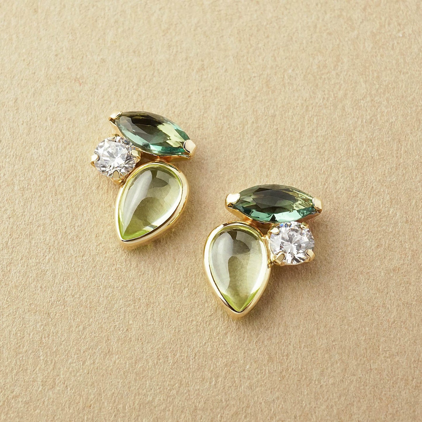 10K Green Gradation Stud Earrings (Yellow Gold) - Product Image