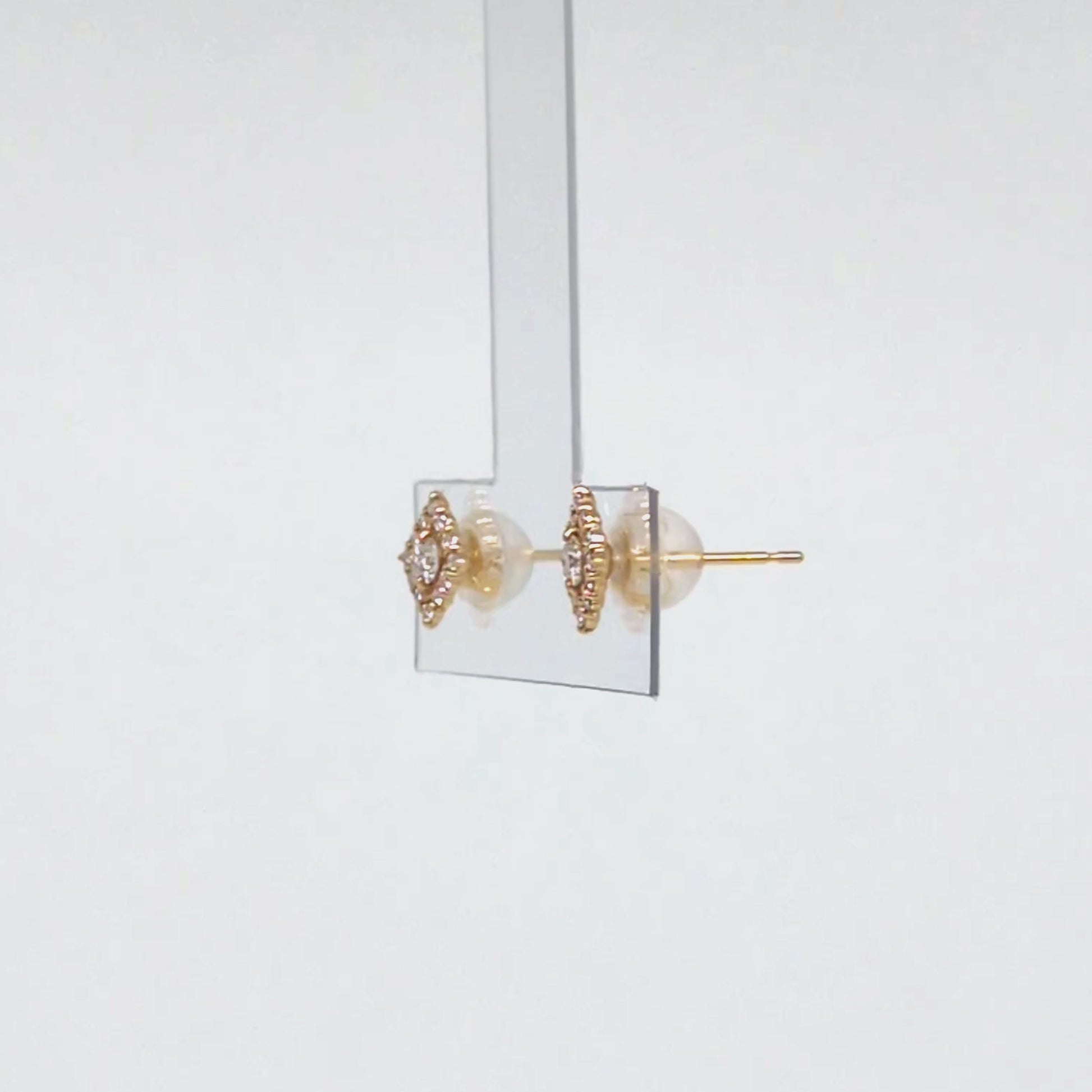 18K/10K Moissanite Square Earrings (Yellow Gold) - Product Video