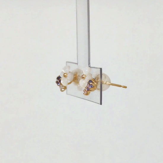 18K/10K White Shell Flower Tanzanite Stud Earrings (Yellow Gold) - Product Video