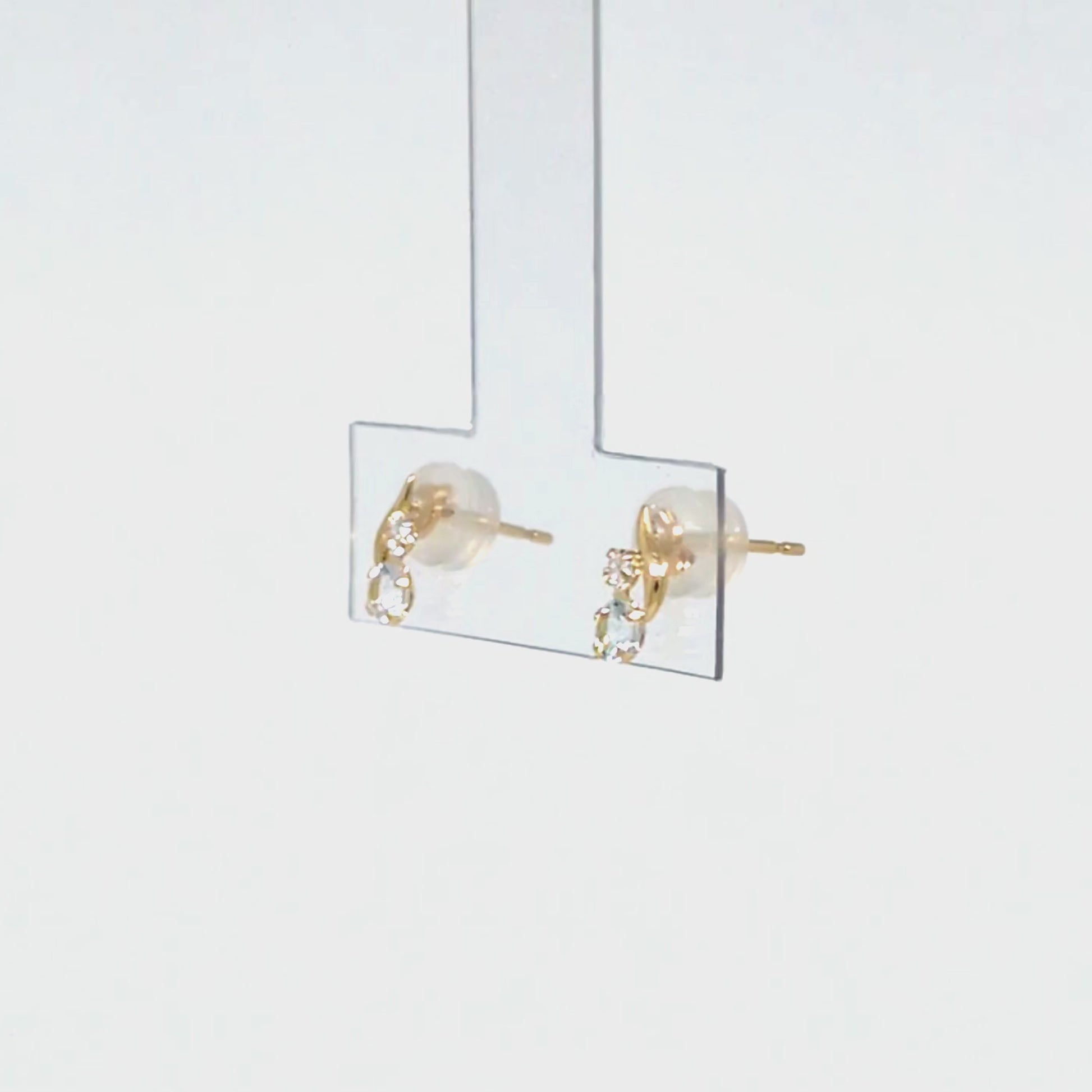 [WEB Exclusive] 10K Aquamarine Simple Earrings (Yellow Gold) - Product Video
