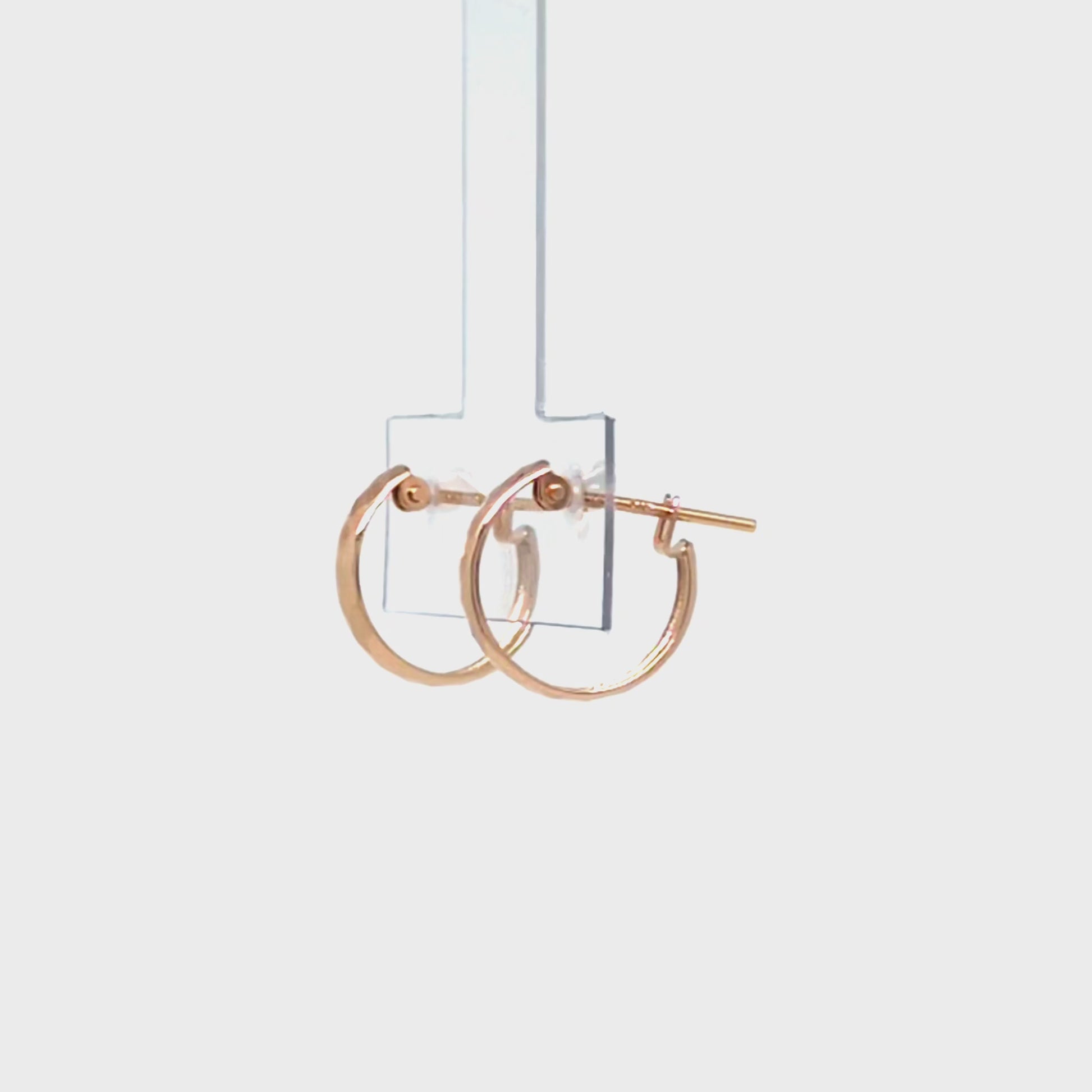 [WEB Exclusive] 18K/10K Rhombus Cut Hoop Earrings (Rose Gold) - Product Video
