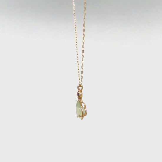 10K Prehnite Necklace (Yellow Gold) - Product Video