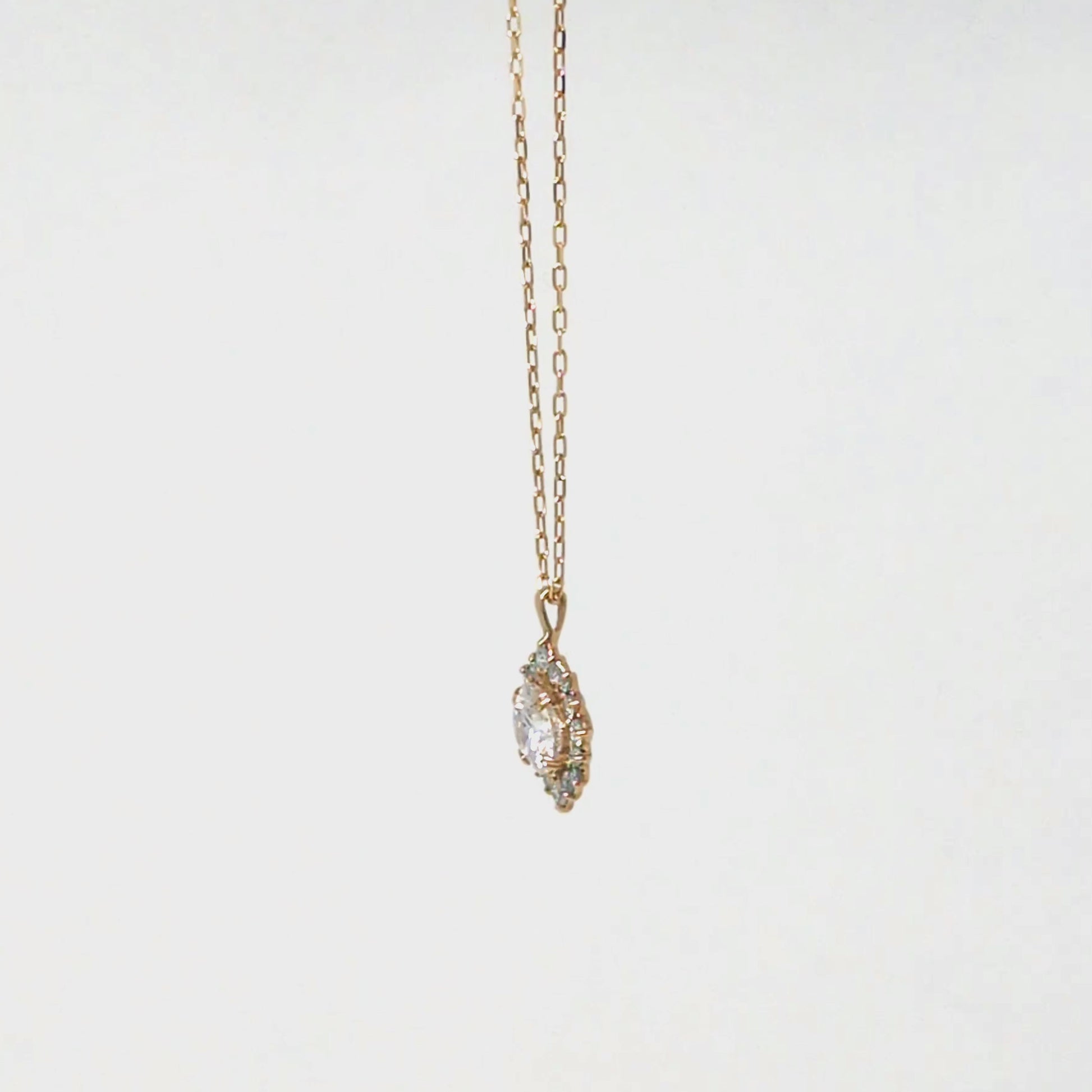 10K Moissanite Necklace [Birth of the Galaxy] (Large) (Yellow Gold) - Product Video