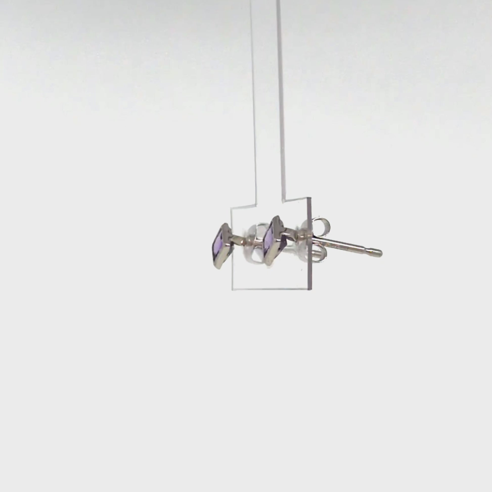 [Second Earrings] Platinum Amethyst Square Cut Earrings - Product Video