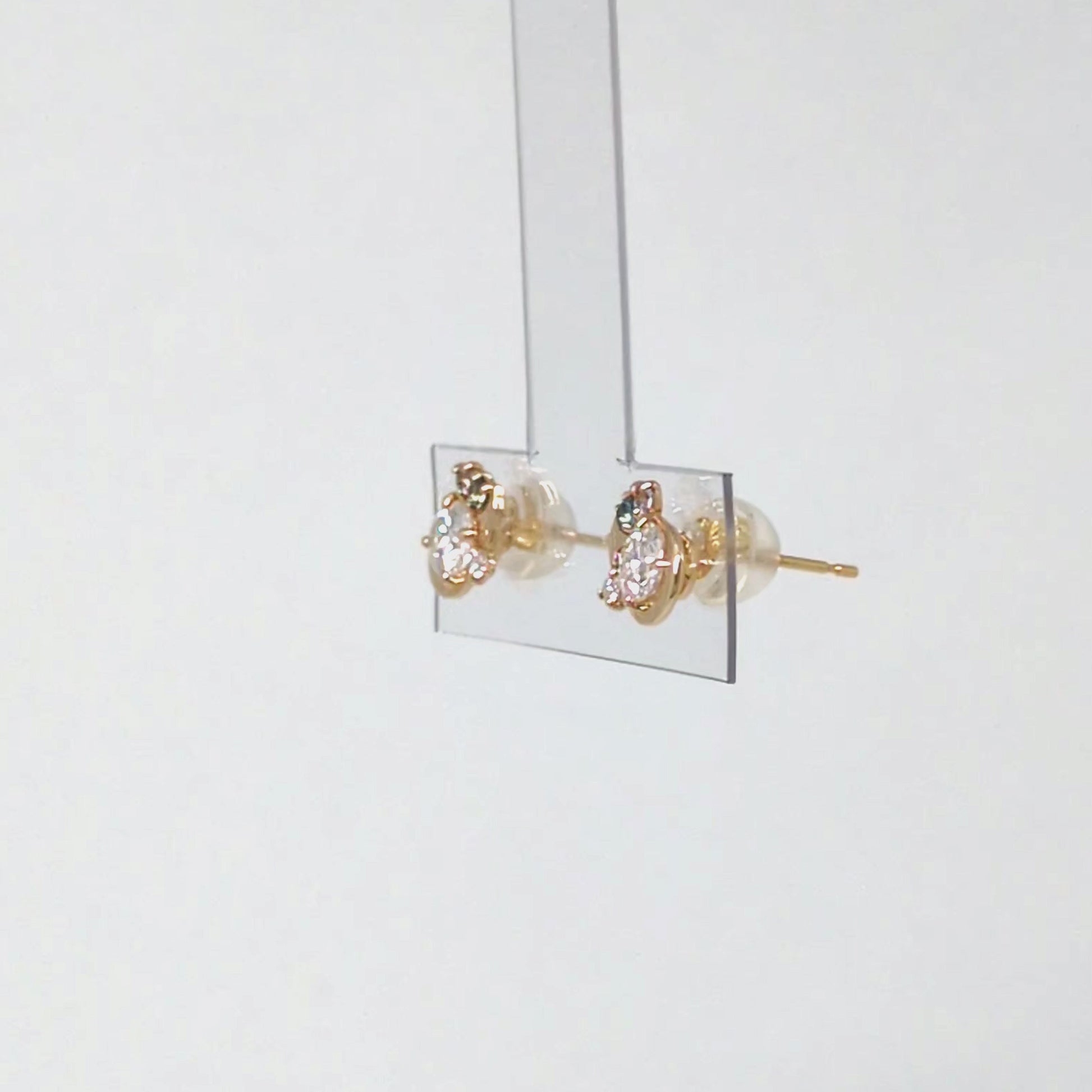 18K/10K Moissanite Earrings [Twinkle Star] (Yellow Gold) - Product Video