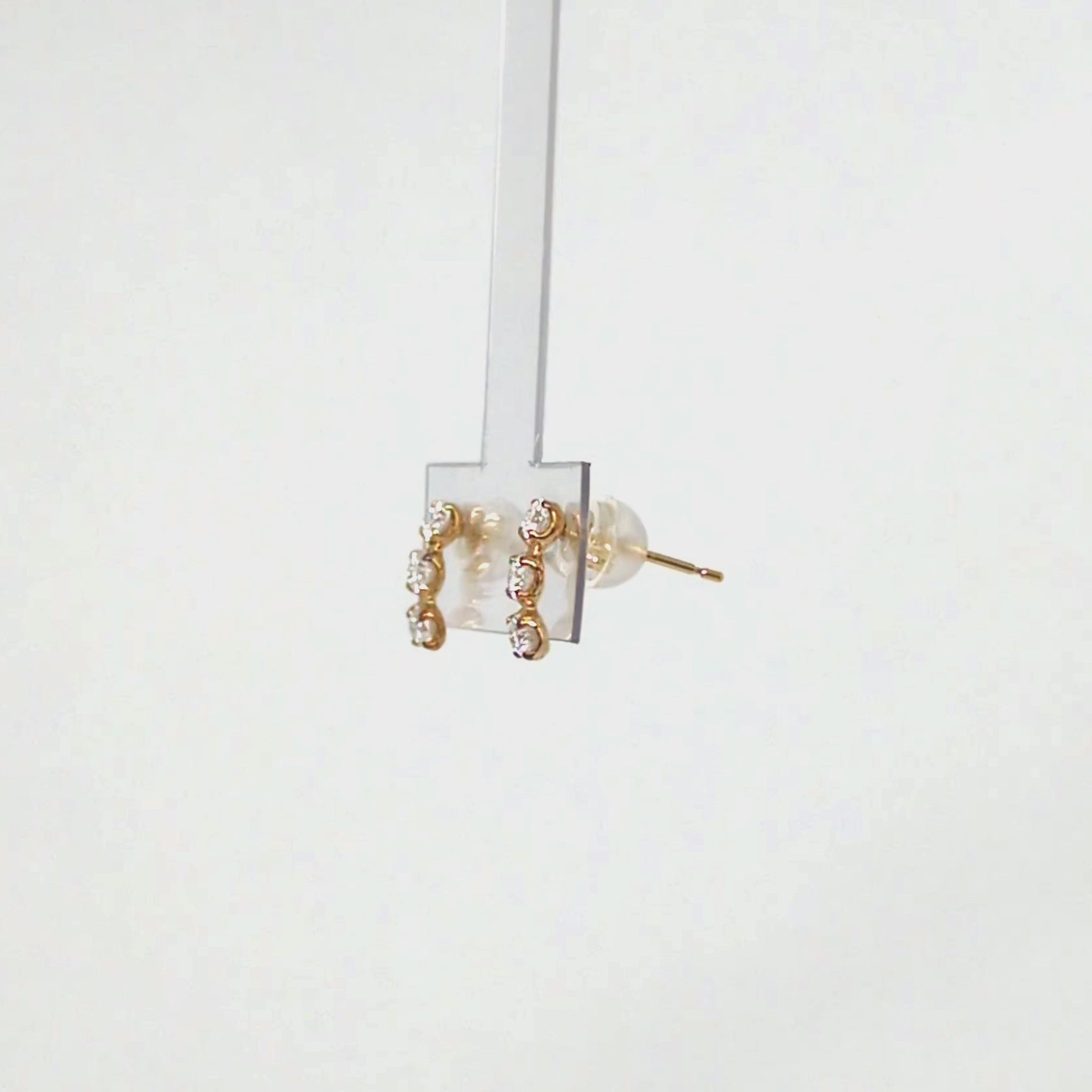 18K/10K Moissanite Trilogy Earrings (Yellow Gold) - Product Video