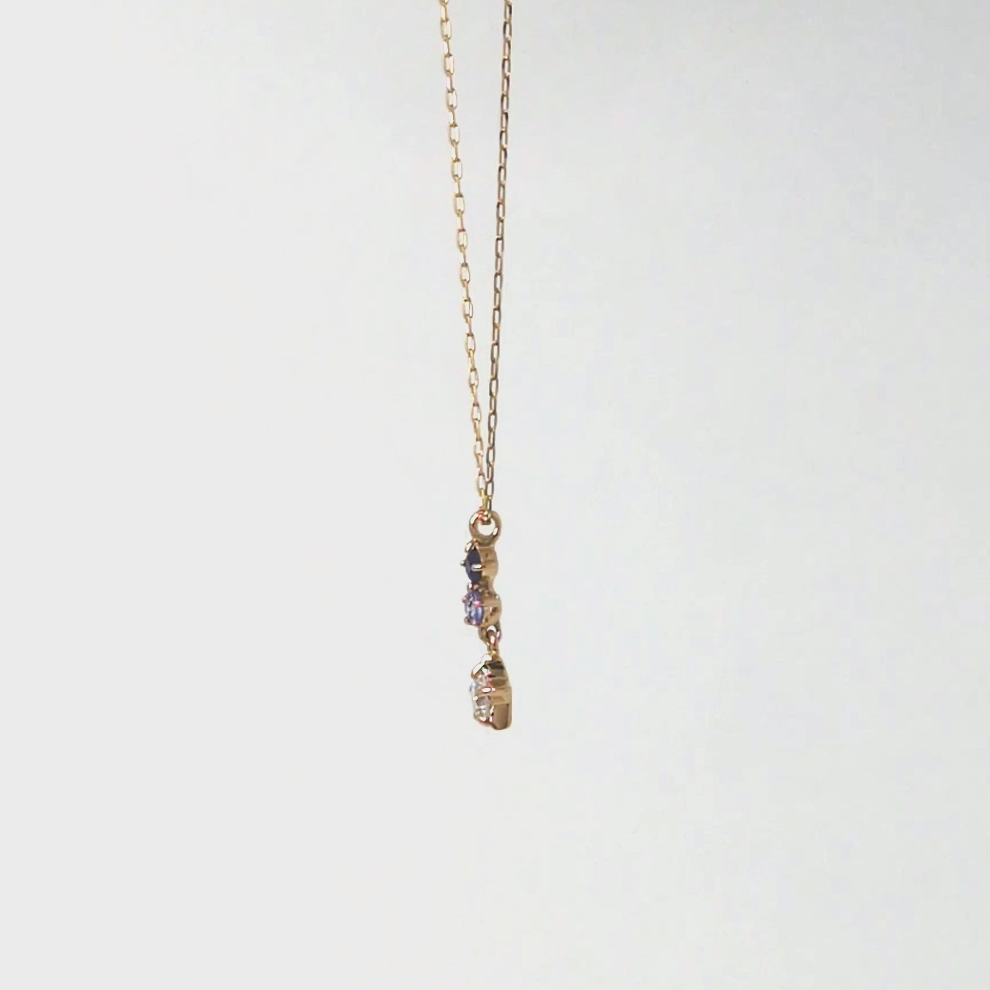 10K Sapphire Moissanite Necklace [Milky Way] (Yellow Gold) - Product Video
