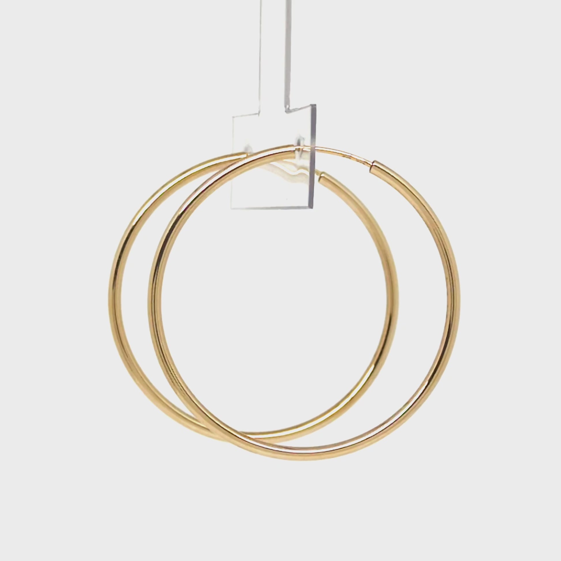 10K Seamless Pipe Hoop Earrings [32mm] (Yellow Gold) - Product Video