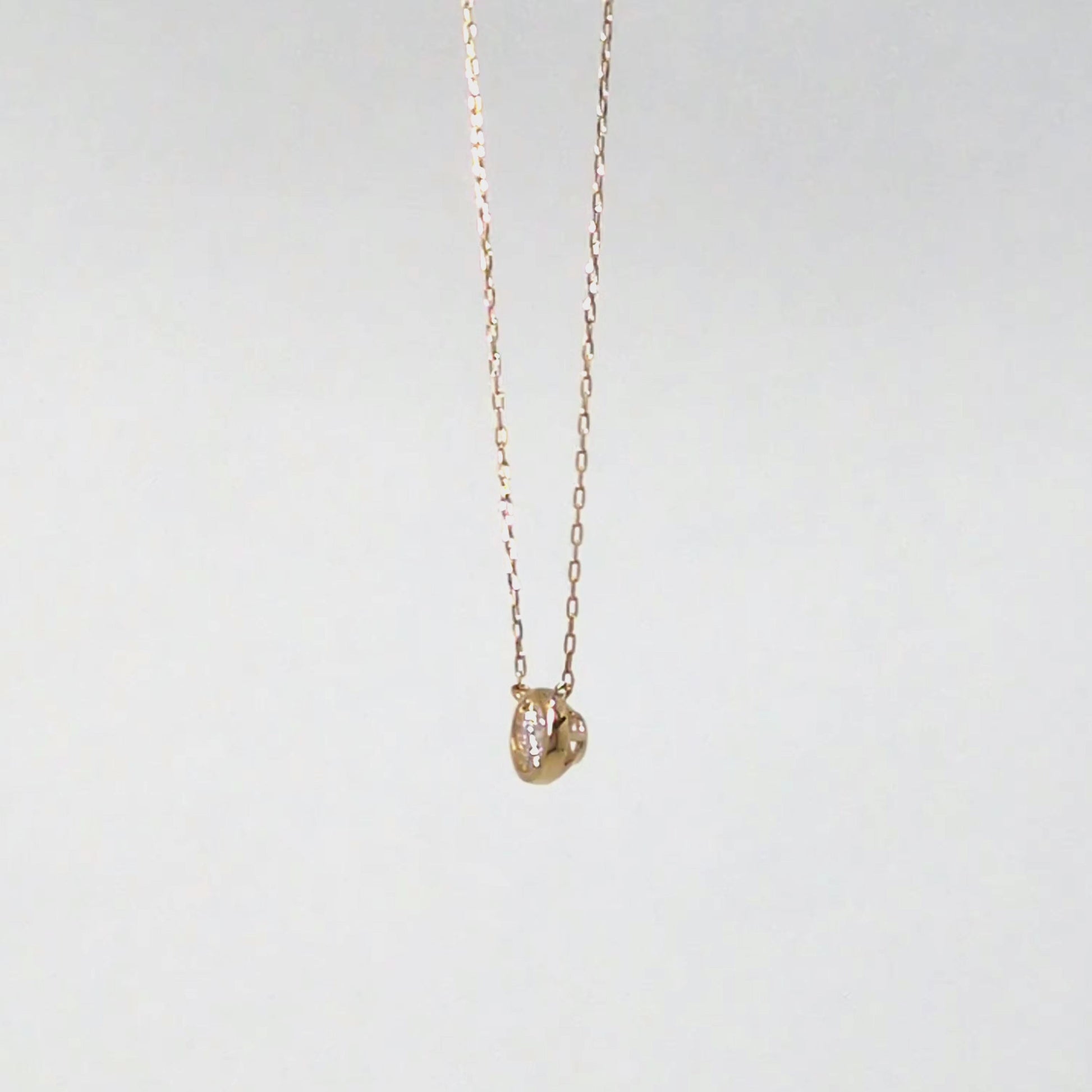 10K Moissanite Solitaire Necklace (Yellow Gold) - Product Video
