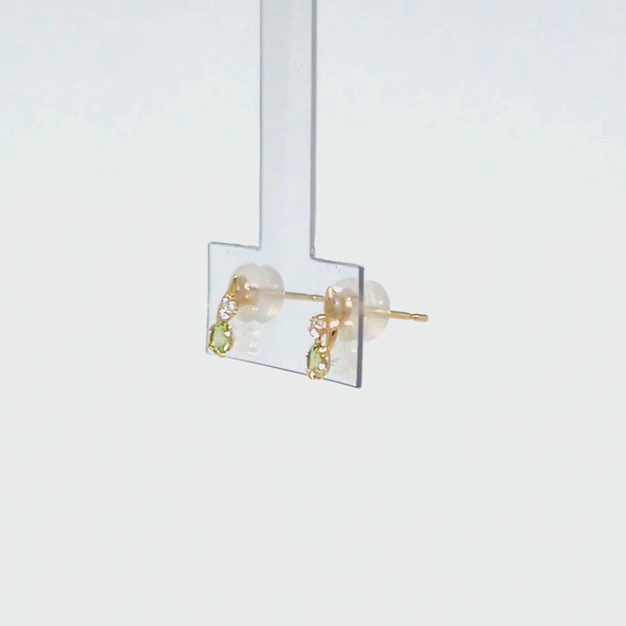 [WEB Exclusive] 10K Peridot Simple Earrings (Yellow Gold) - Product Video