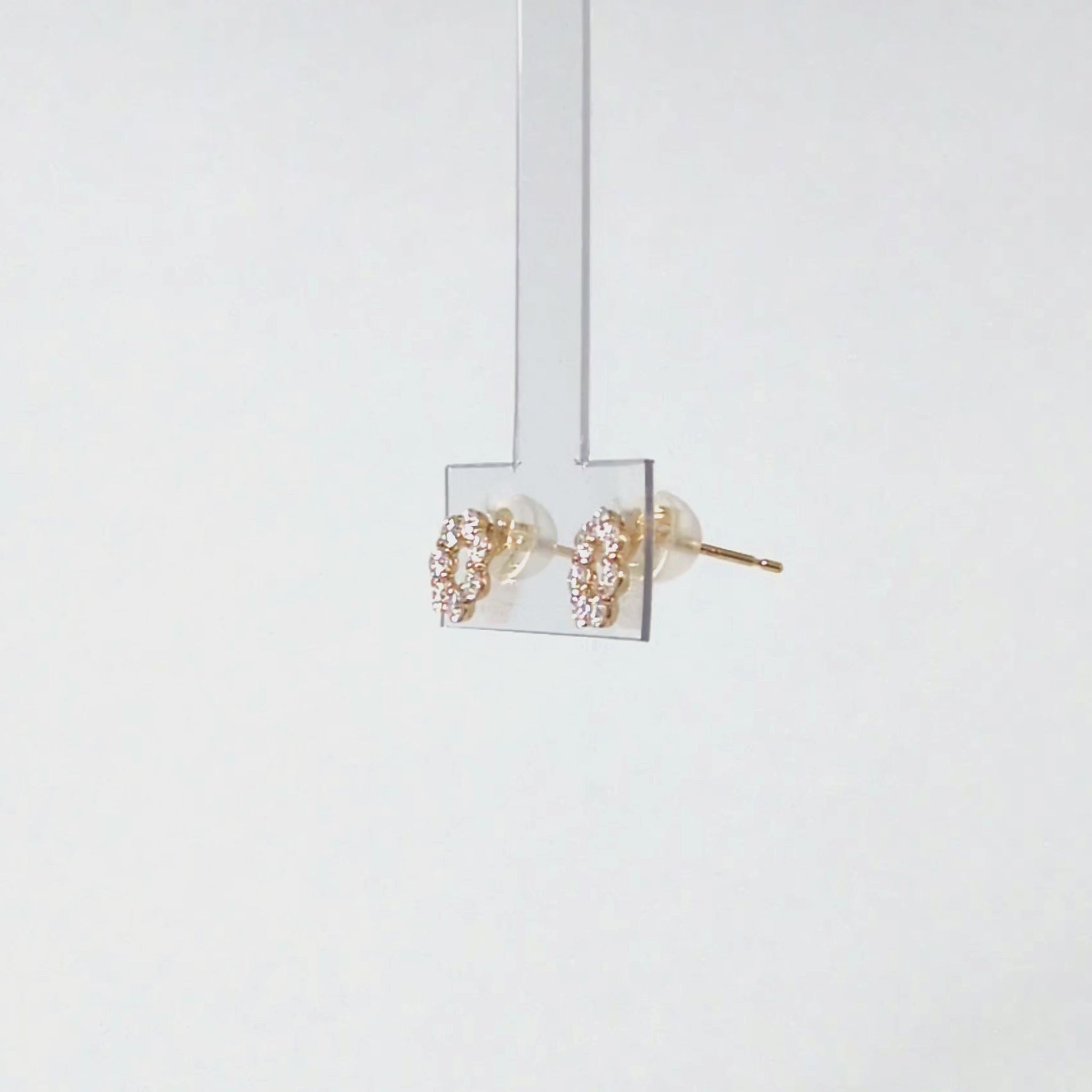 18K/10K Moissanite Circle Flower Earrings (Yellow Gold) - Product Video