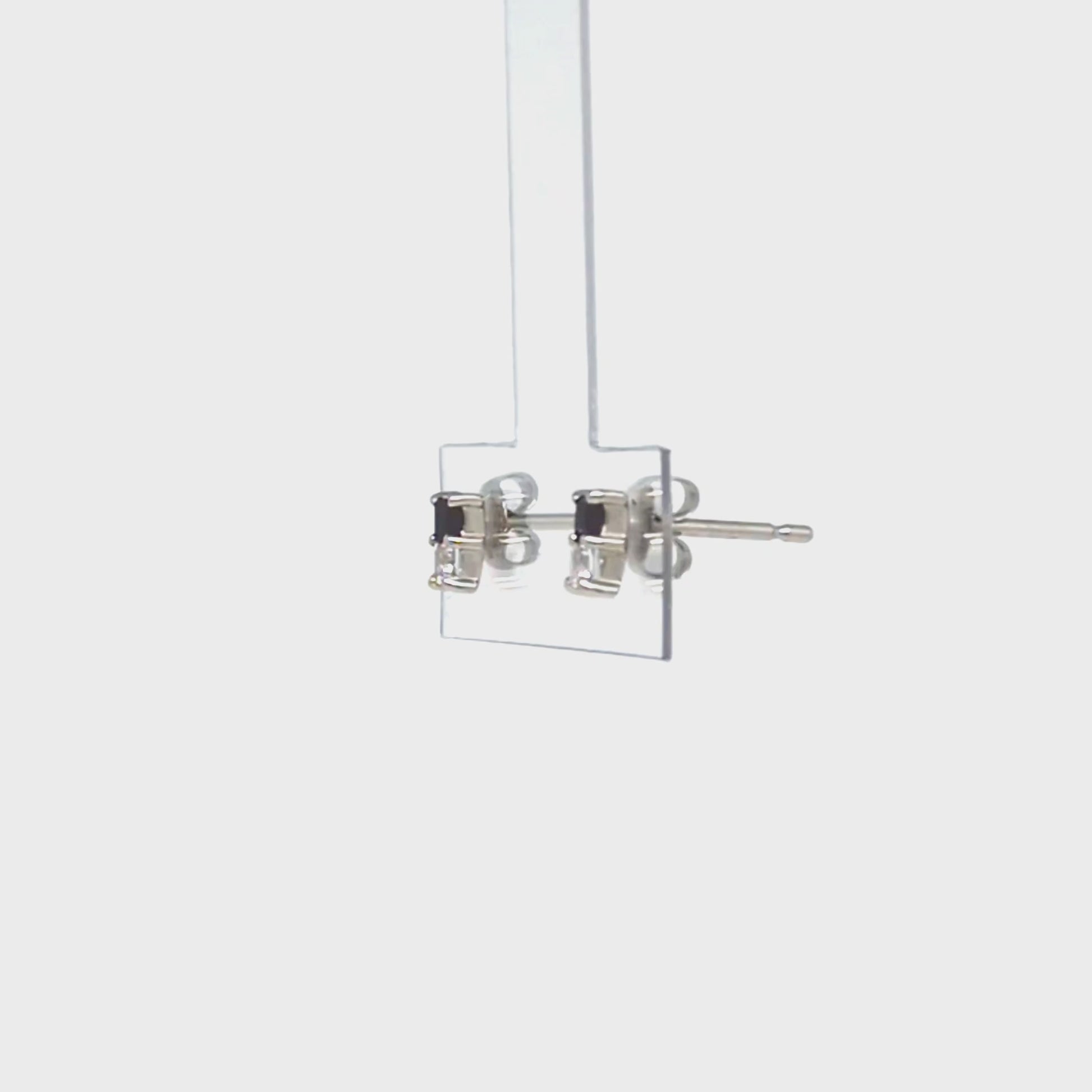 [Second Earrings] Platinum Onyx x White Topaz Earrings - Product Video