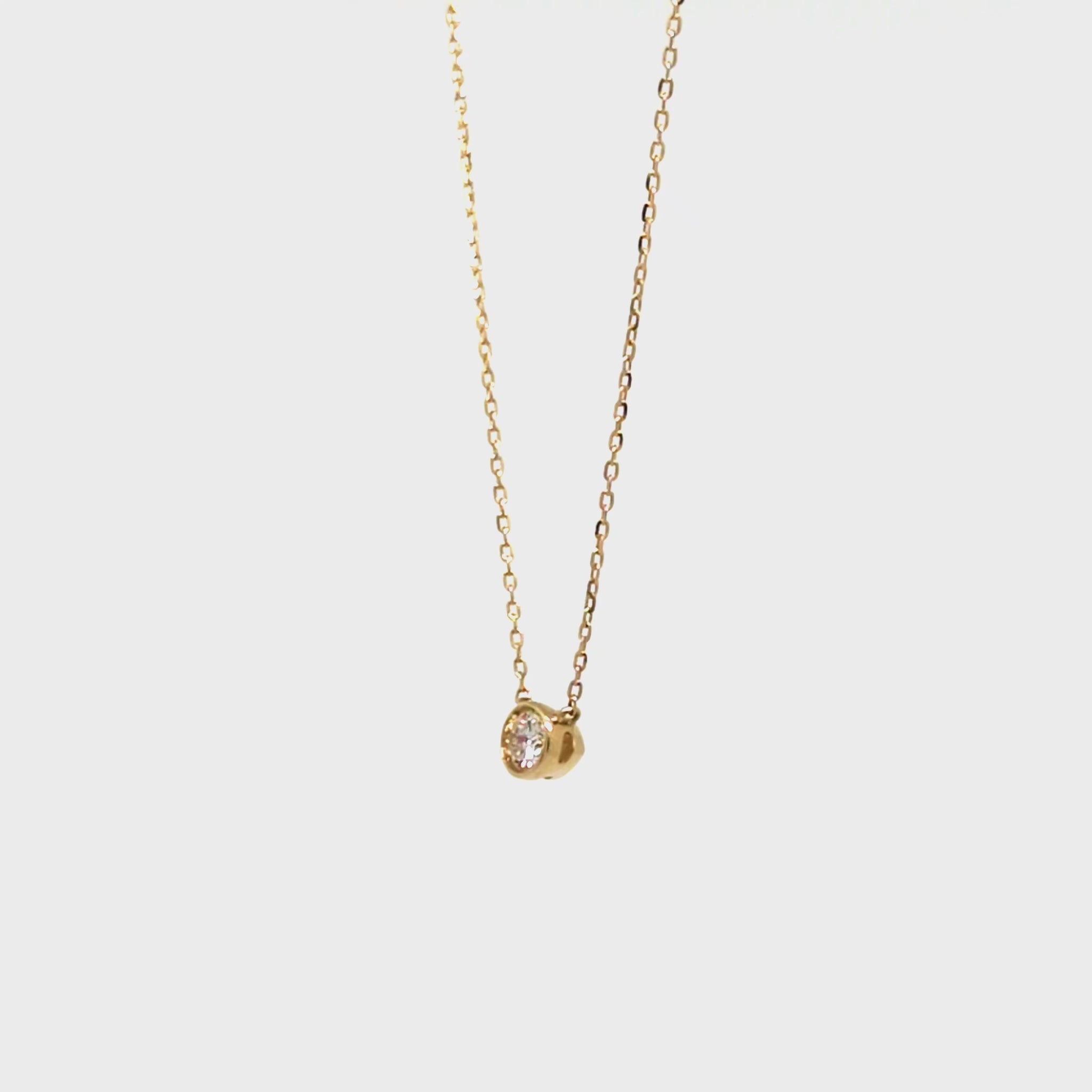 [Limited Edition] 18K Diamond Solitaire Necklace (Yellow Gold) - Product Video