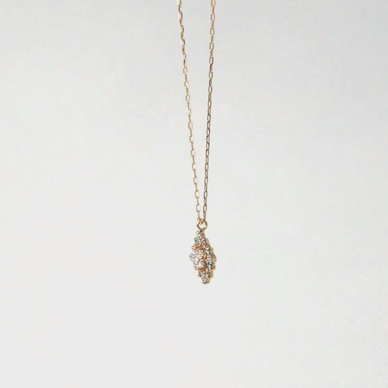 10K Moissanite Necklace [Birth of the Galaxy] (Yellow Gold) - Product Video