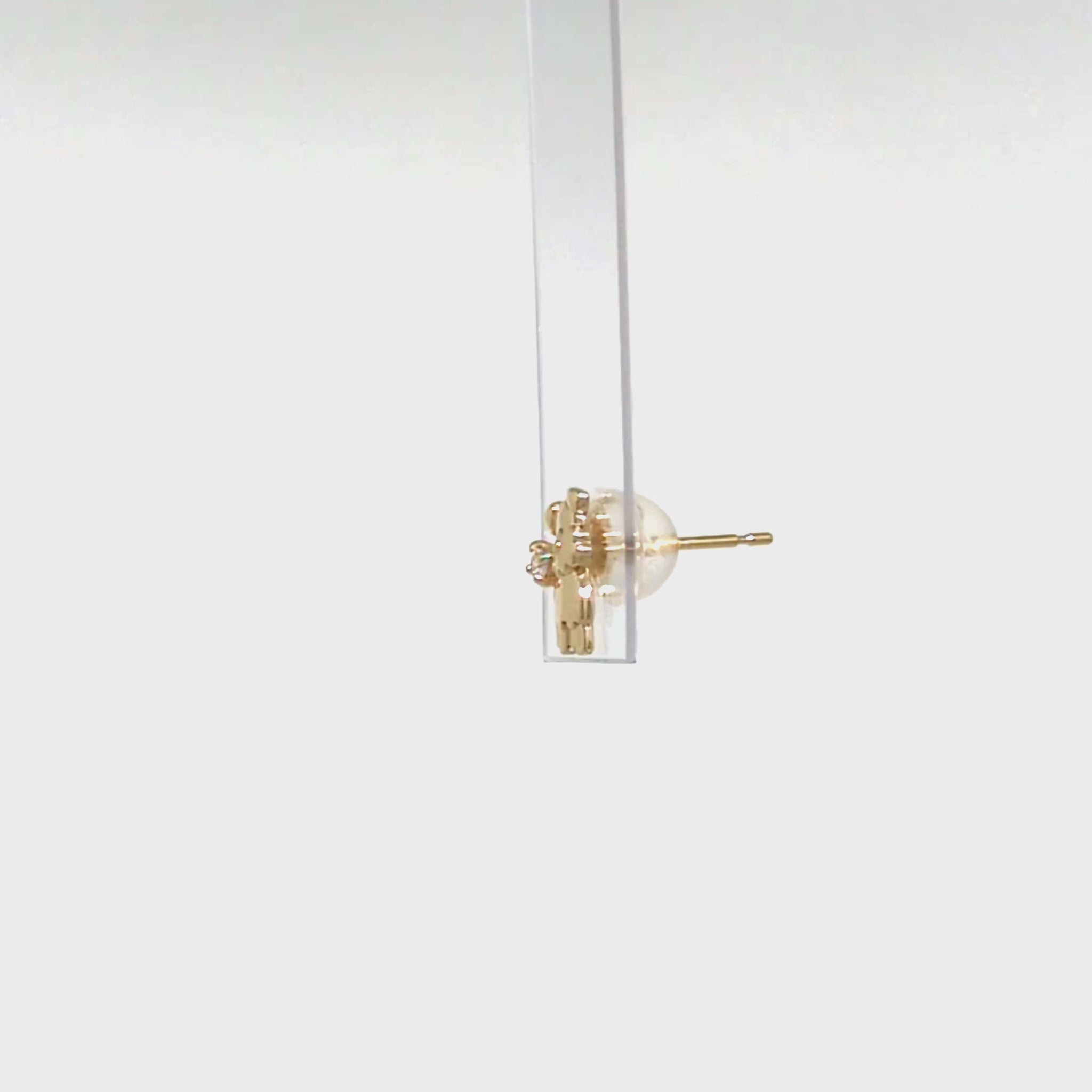 [Solo Earring] 18K/10K Miniature Schnauzer Single Earring (Yellow Gold) - Product Video