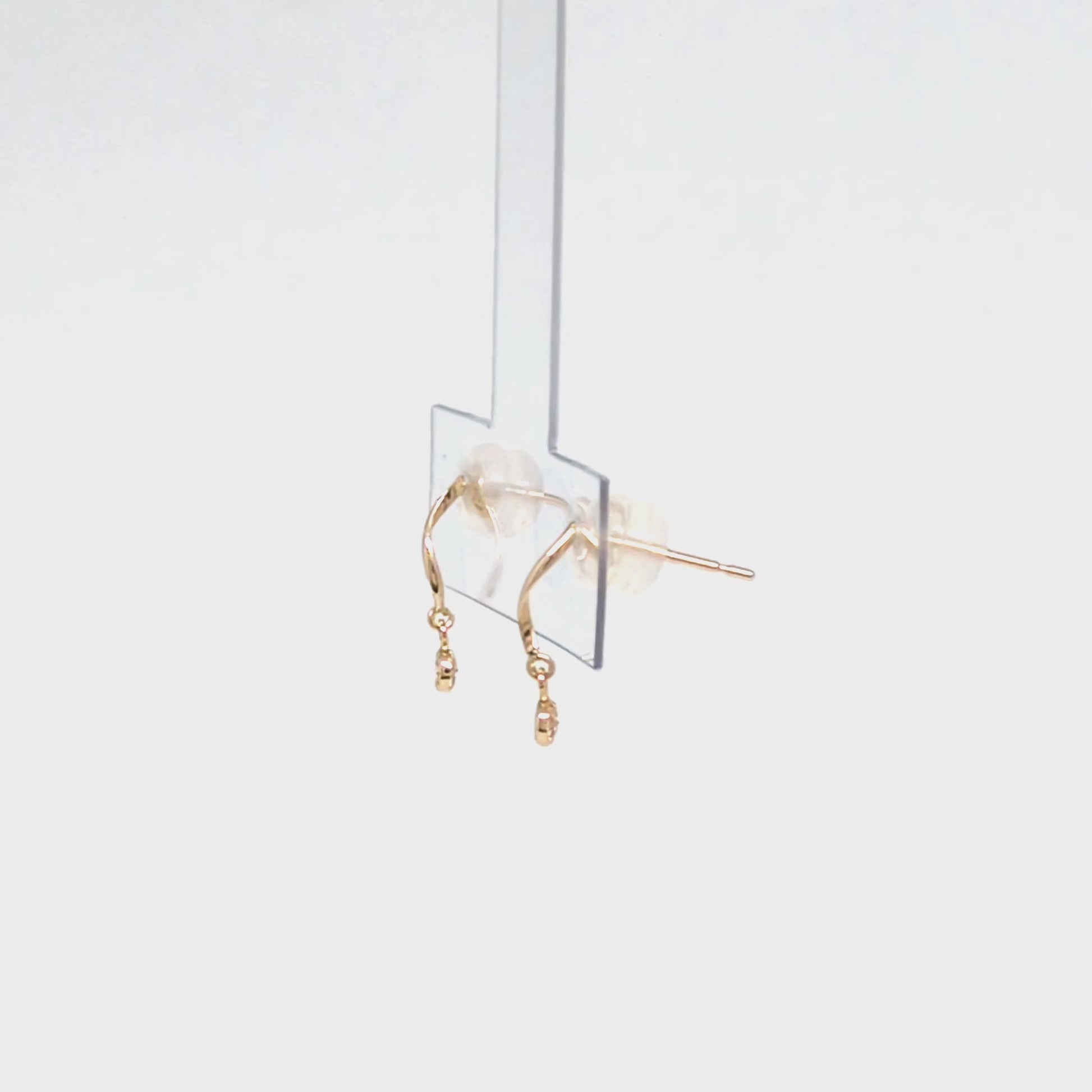10K Twisted Line Swinging Earrings (Yellow Gold) - Product Video